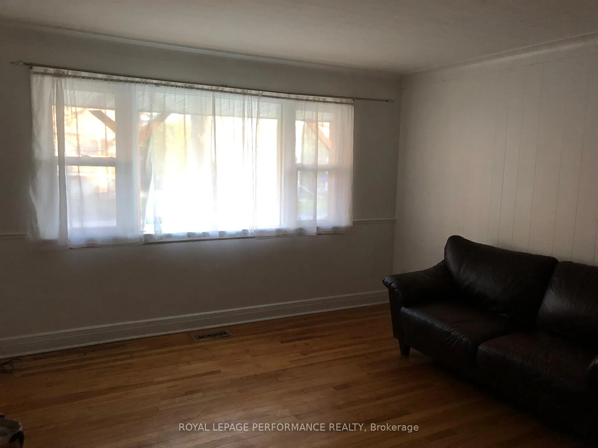 Photo 161 of 1125 Rockingham Avenue, Ottawa, Billings Bridge — HOMEH