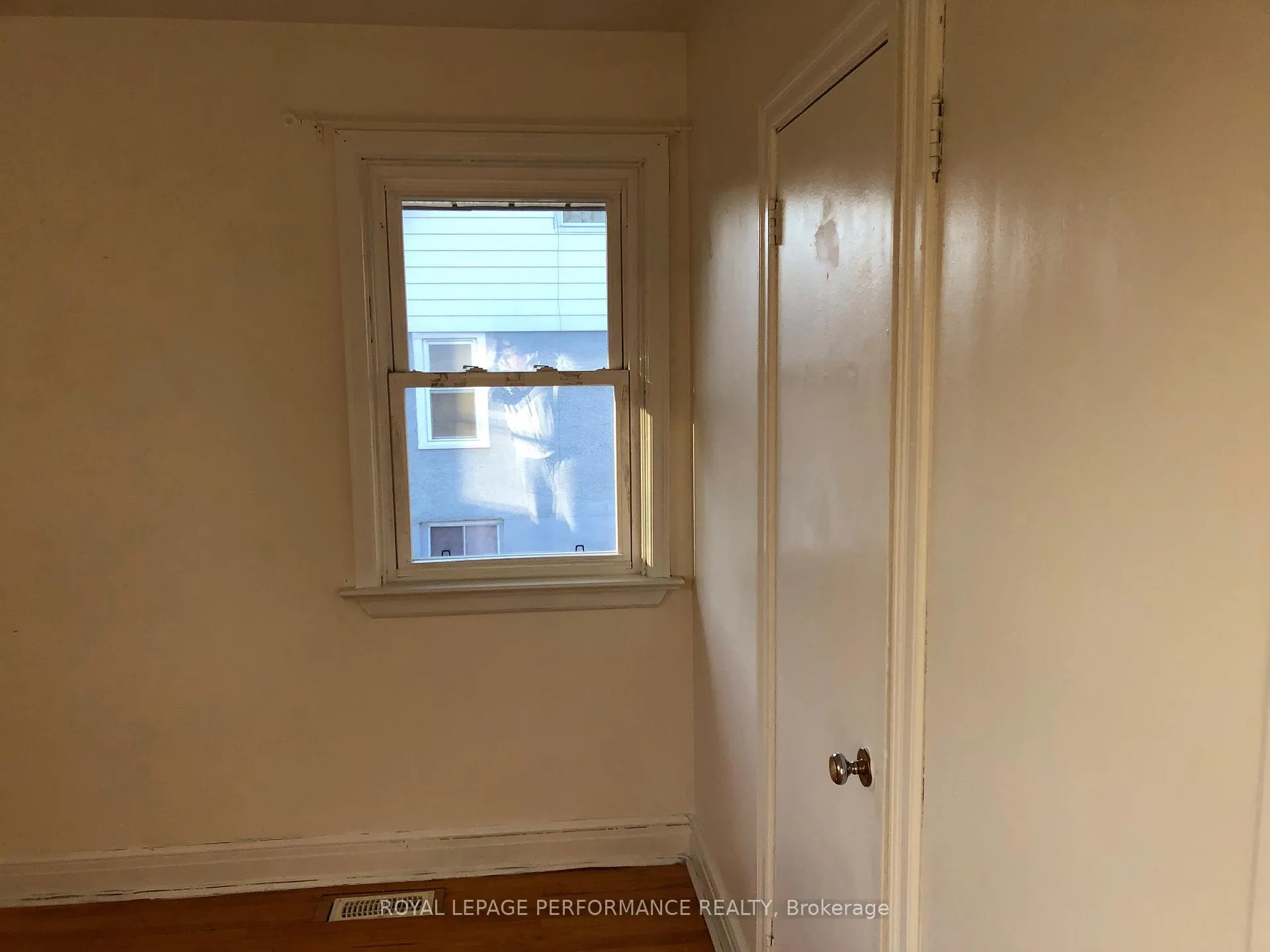 Photo 252 of 1125 Rockingham Avenue, Ottawa, Billings Bridge — HOMEH