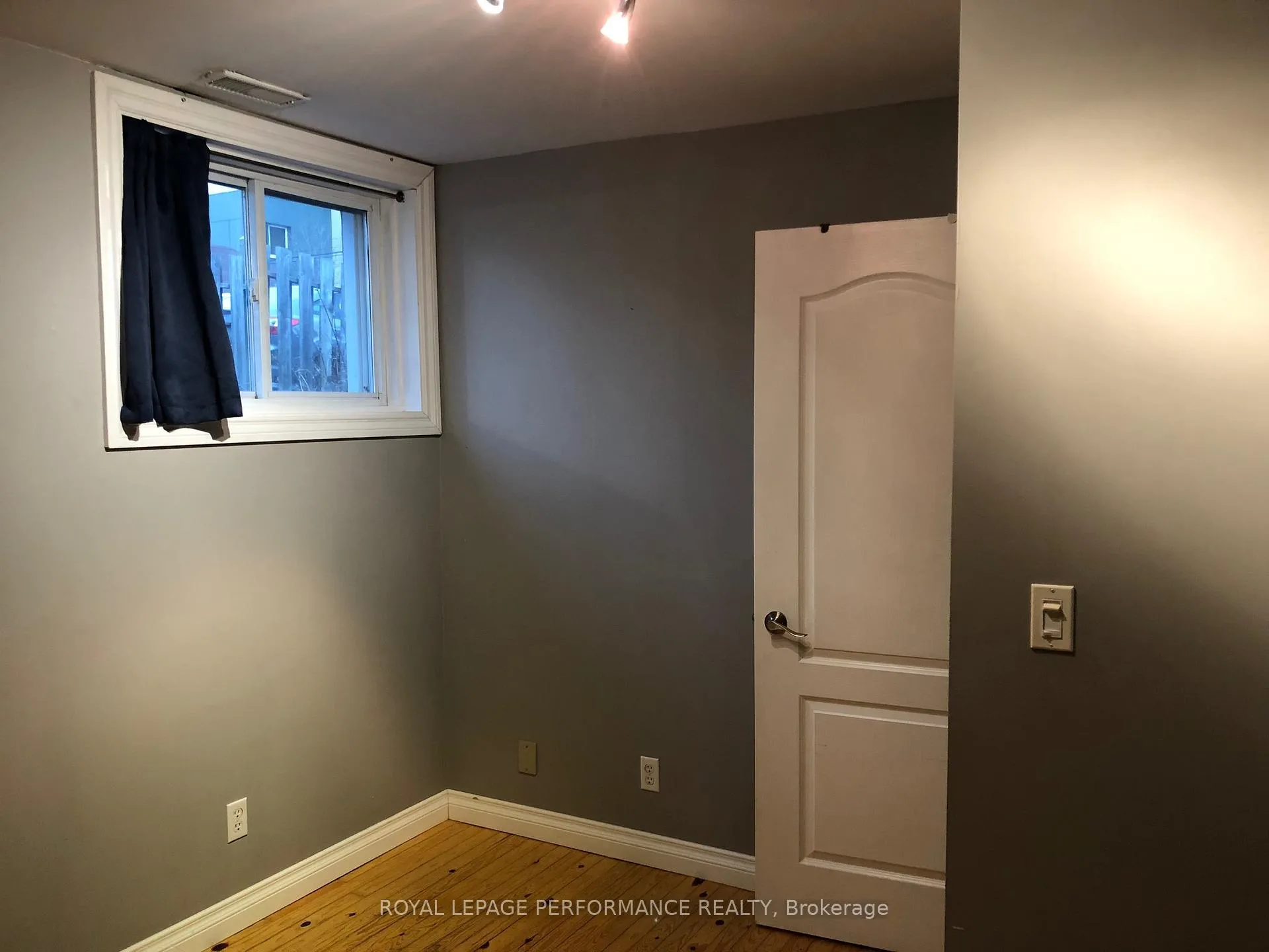Photo 443 of 1125 Rockingham Avenue, Ottawa, Billings Bridge — HOMEH
