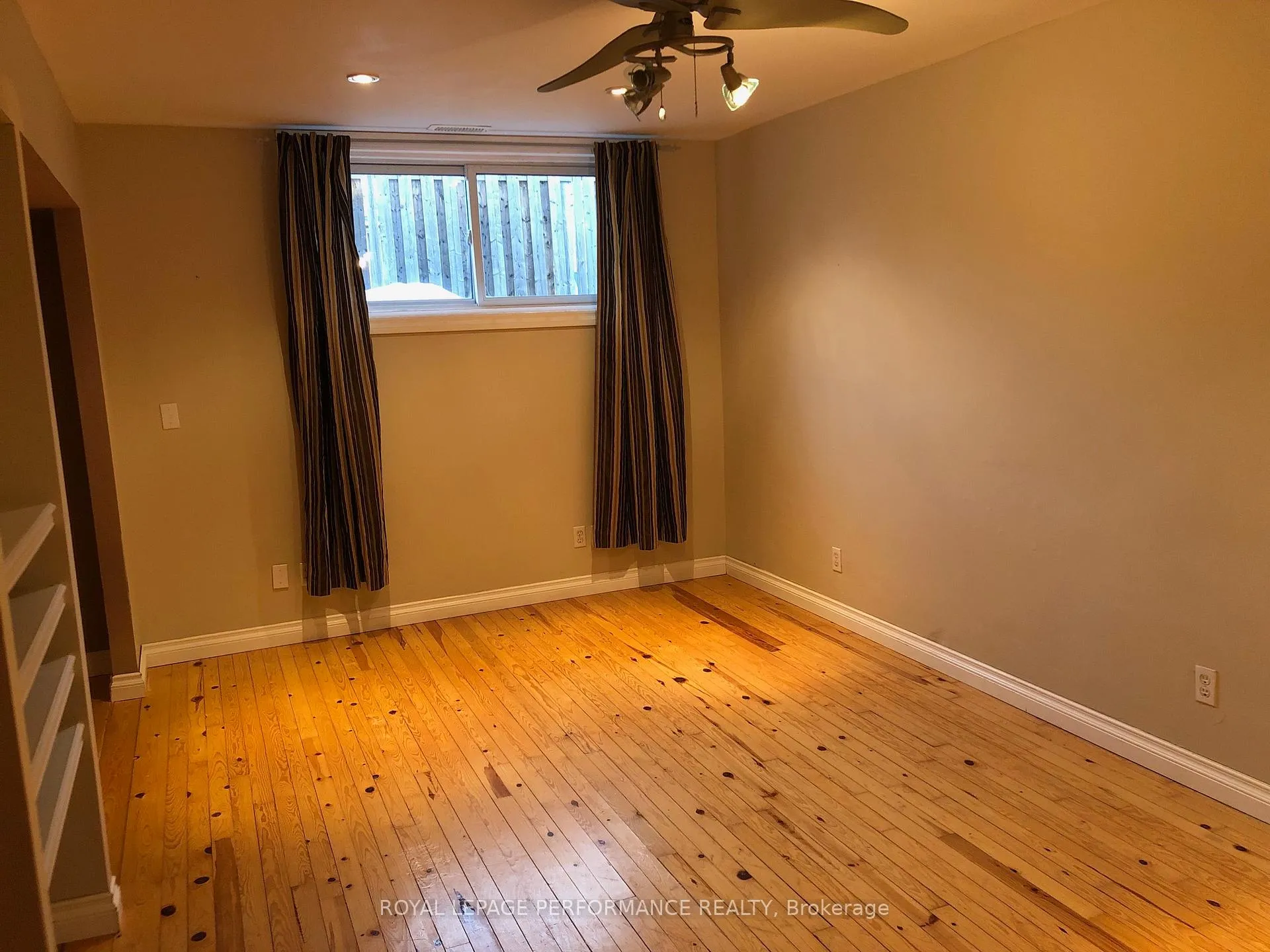Photo 483 of 1125 Rockingham Avenue, Ottawa, Billings Bridge — HOMEH