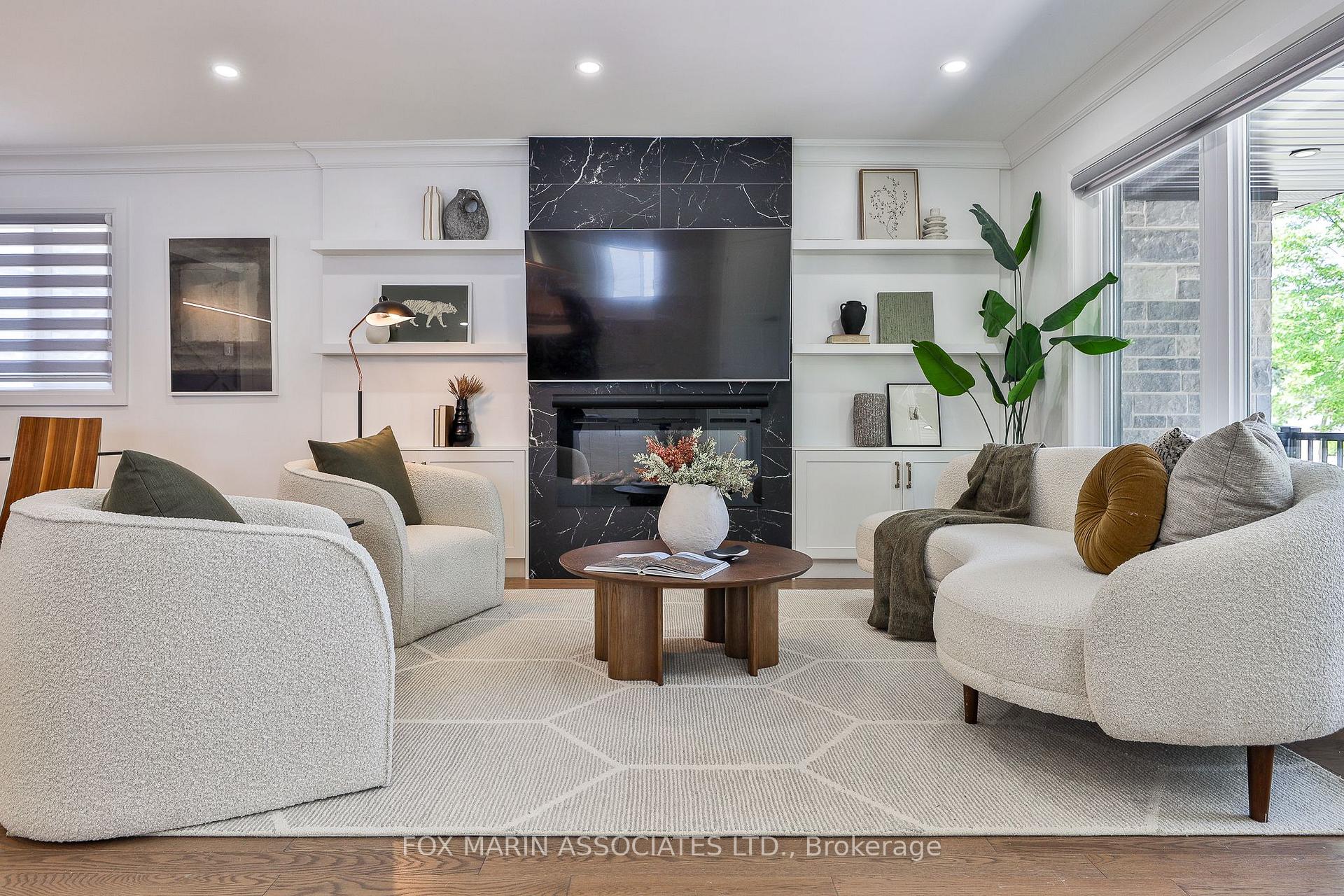 Photo 3 of 57 Gracey Boulevard, Etobicoke, Willowridge-Martingrove-Richview — HOMEH