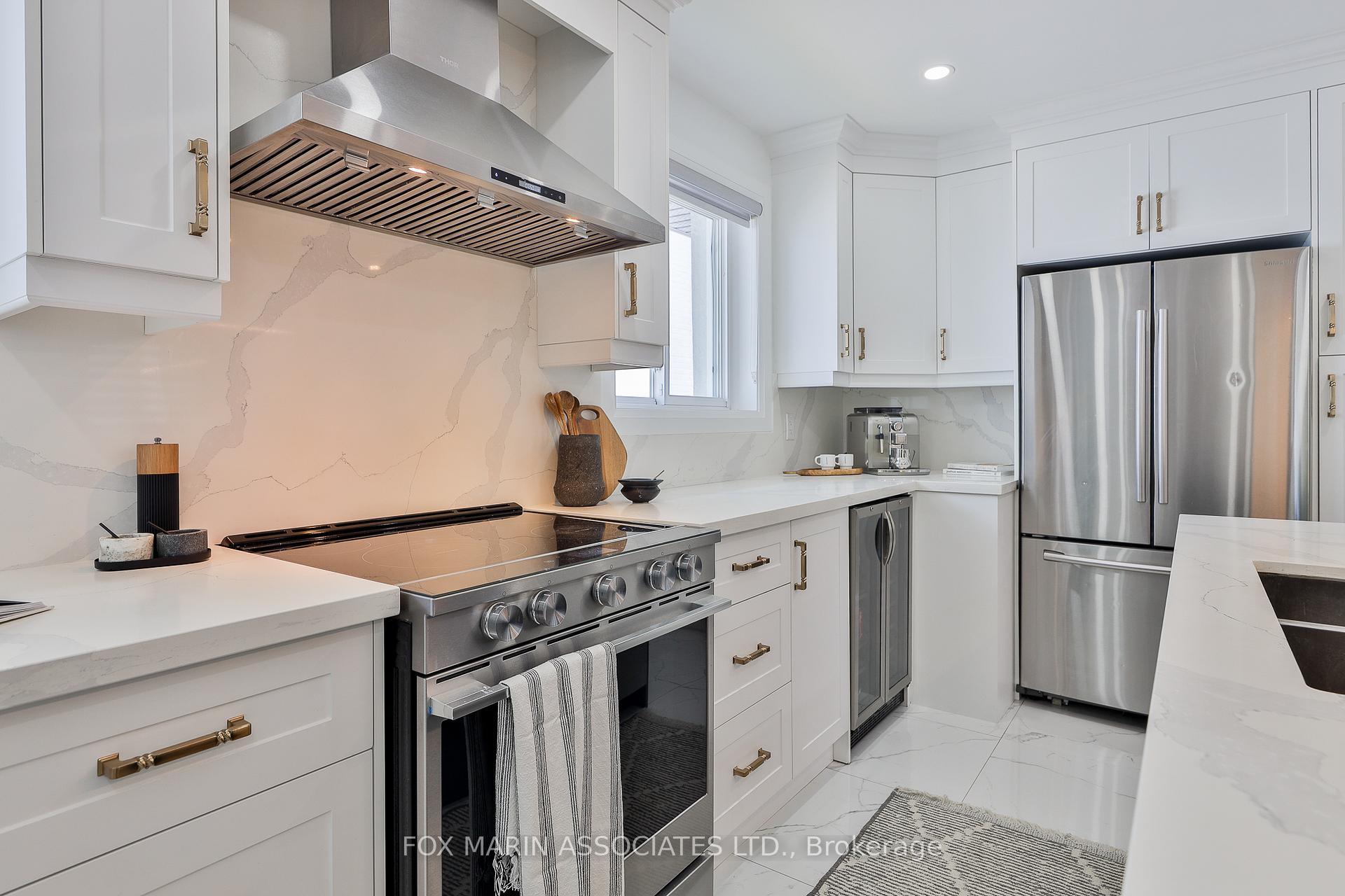 Photo 7 of 57 Gracey Boulevard, Etobicoke, Willowridge-Martingrove-Richview — HOMEH