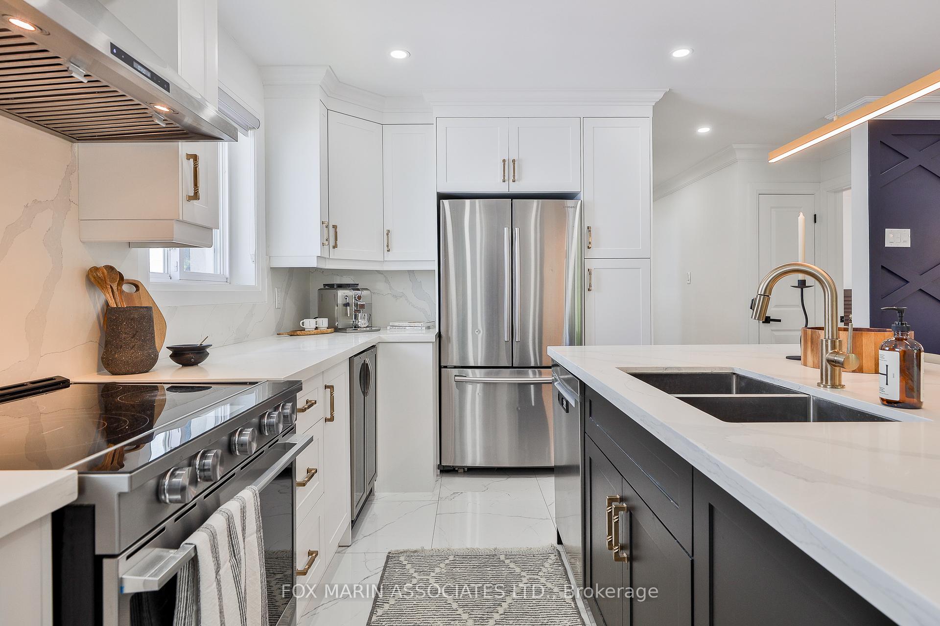 Photo 37 of 57 Gracey Boulevard, Etobicoke, Willowridge-Martingrove-Richview — HOMEH