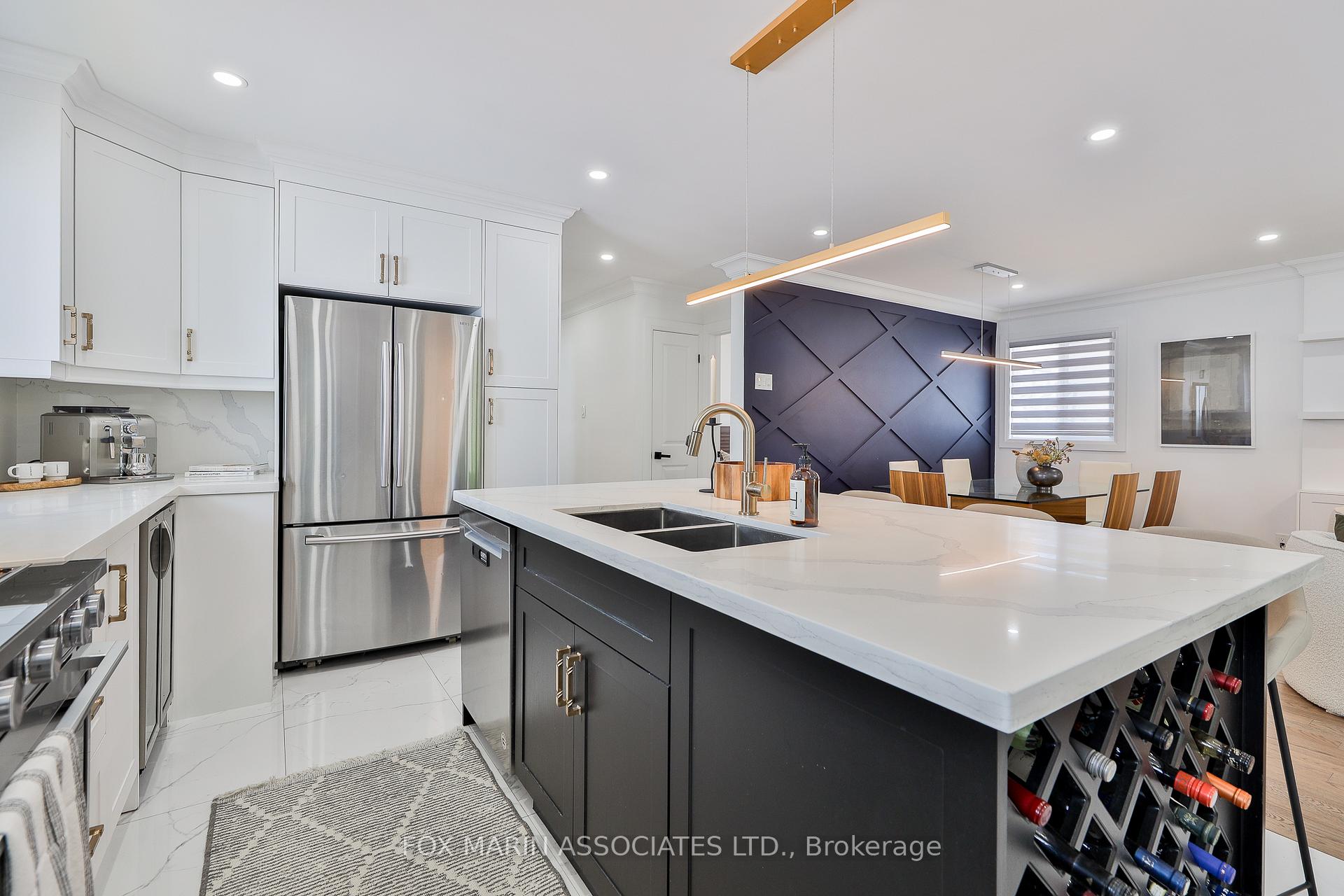 Photo 11 of 57 Gracey Boulevard, Etobicoke, Willowridge-Martingrove-Richview — HOMEH