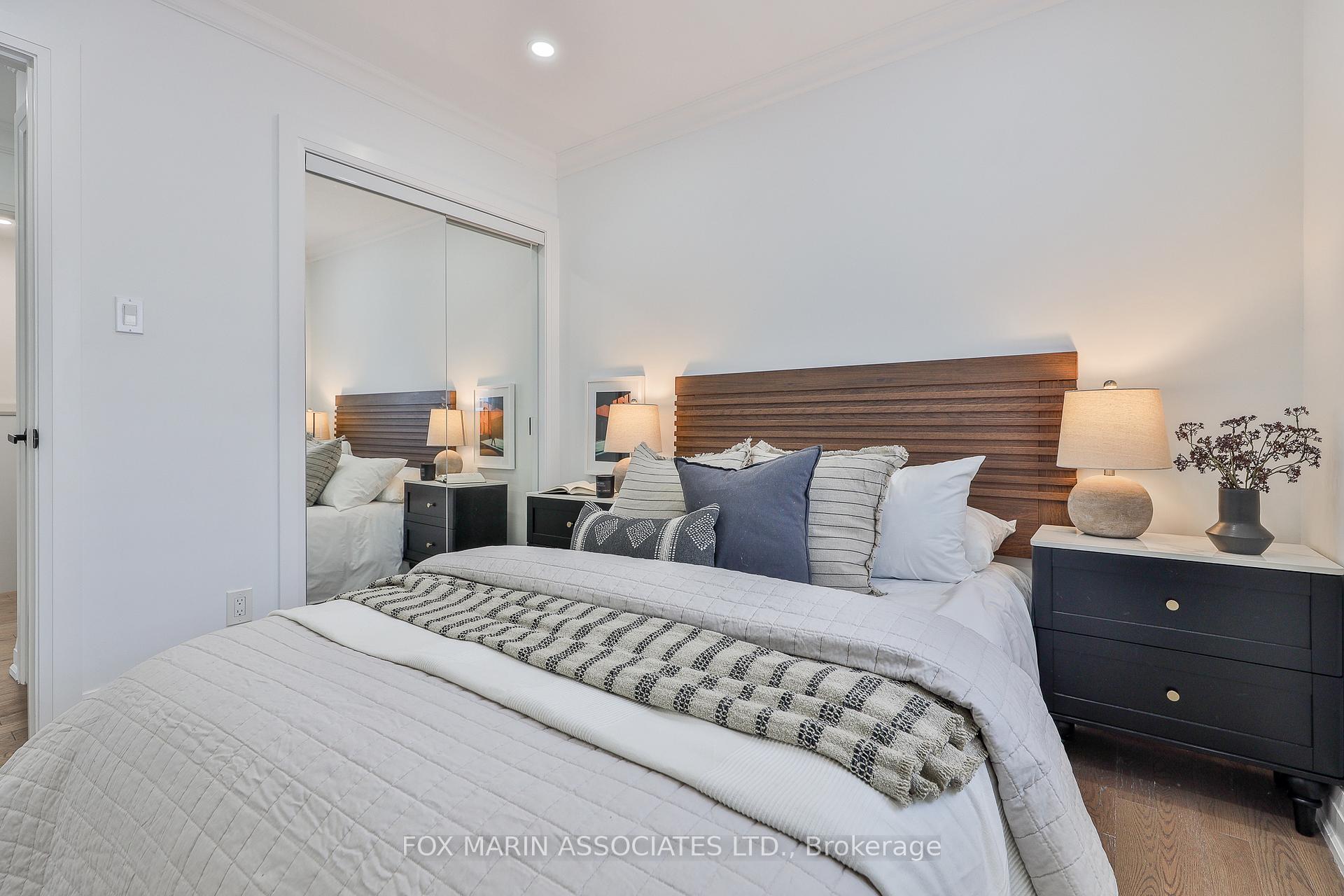 Photo 17 of 57 Gracey Boulevard, Etobicoke, Willowridge-Martingrove-Richview — HOMEH