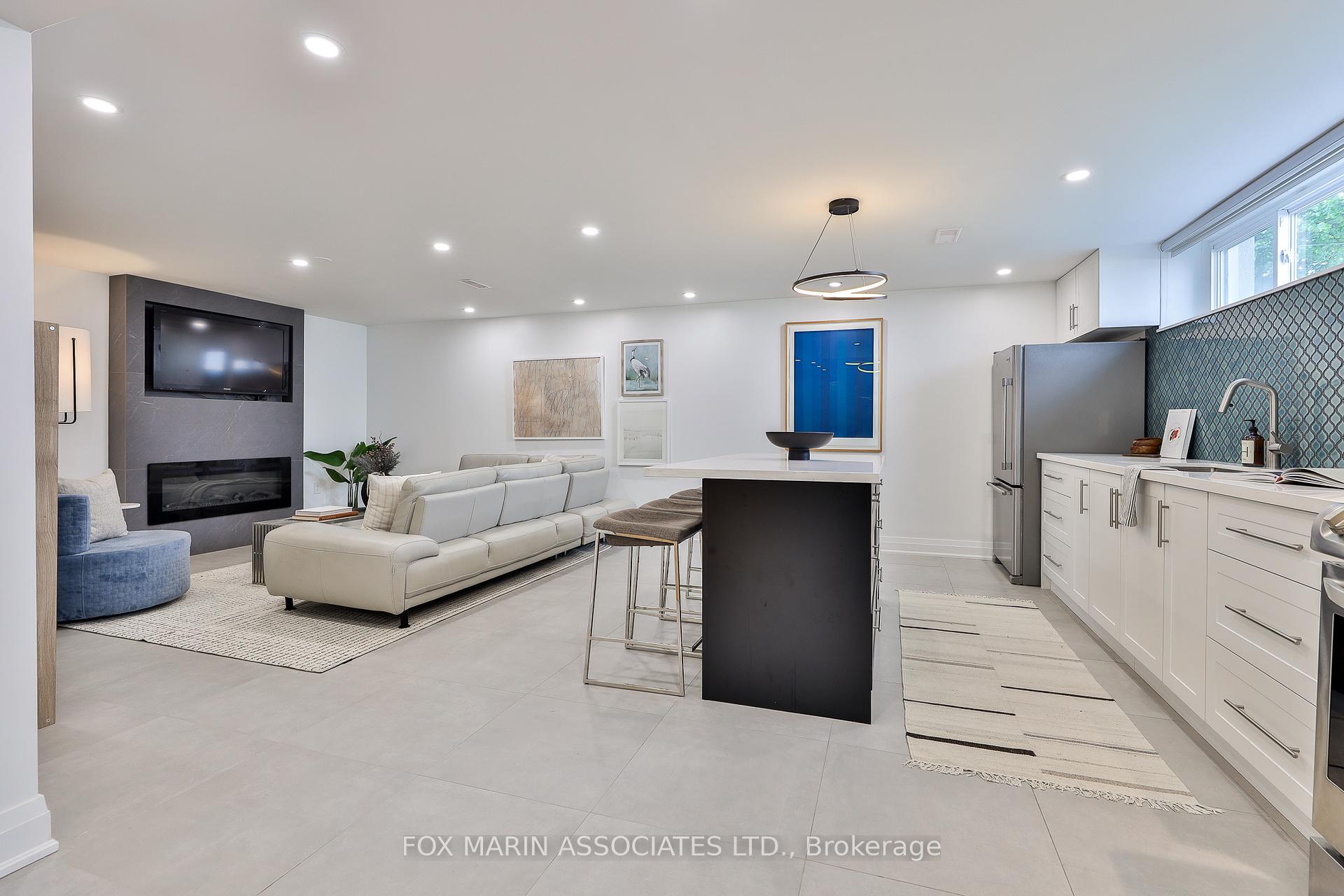 Photo 21 of 57 Gracey Boulevard, Etobicoke, Willowridge-Martingrove-Richview — HOMEH