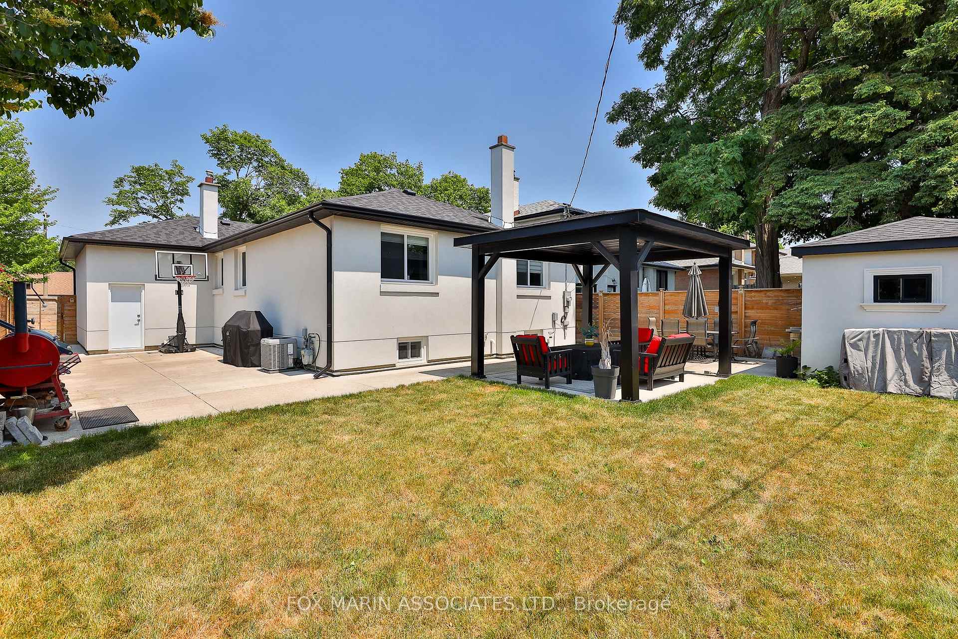 Photo 33 of 57 Gracey Boulevard, Etobicoke, Willowridge-Martingrove-Richview — HOMEH
