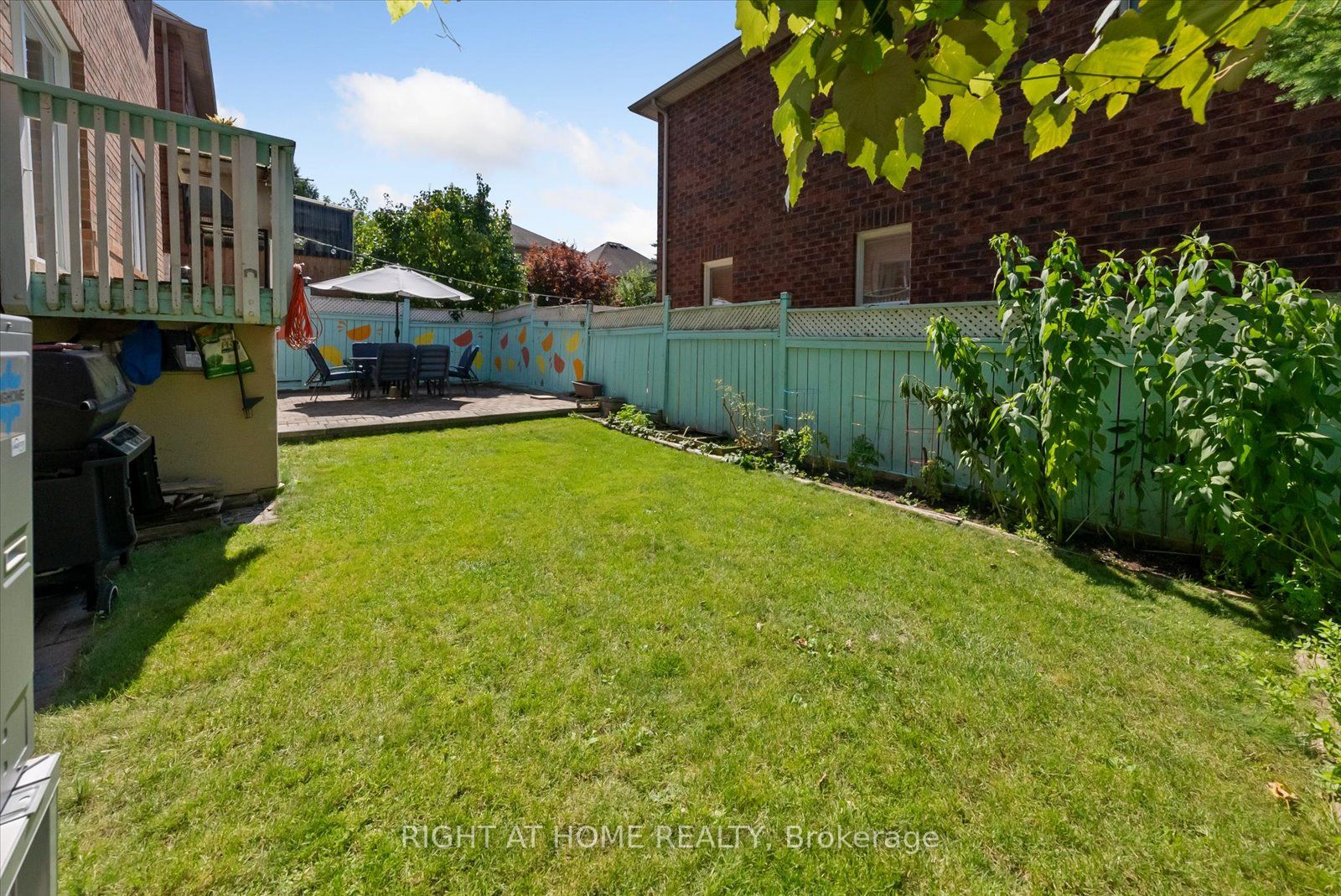 Photo 68 of 132 Hollandview Trail, Aurora, Bayview Wellington — HOMEH