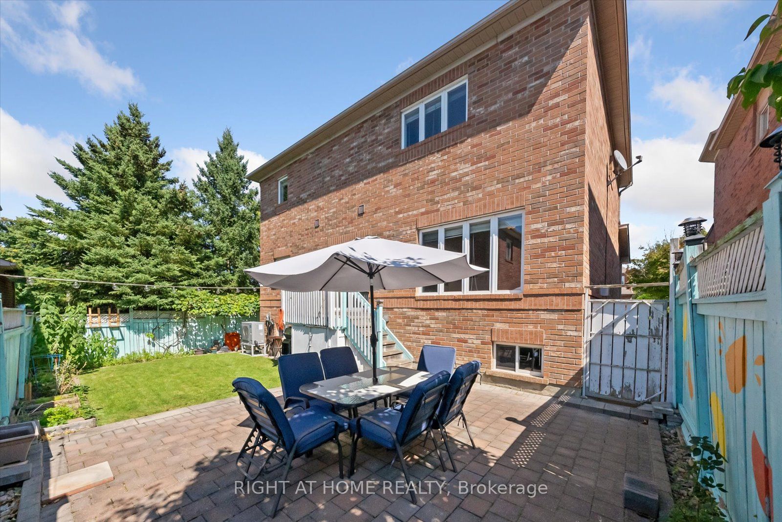 Photo 69 of 132 Hollandview Trail, Aurora, Bayview Wellington — HOMEH