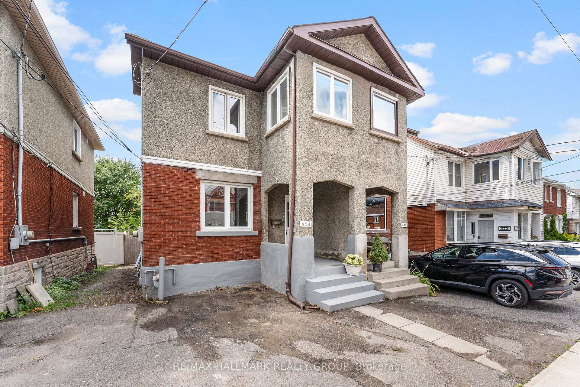 Front of 494 Parkdale Avenue