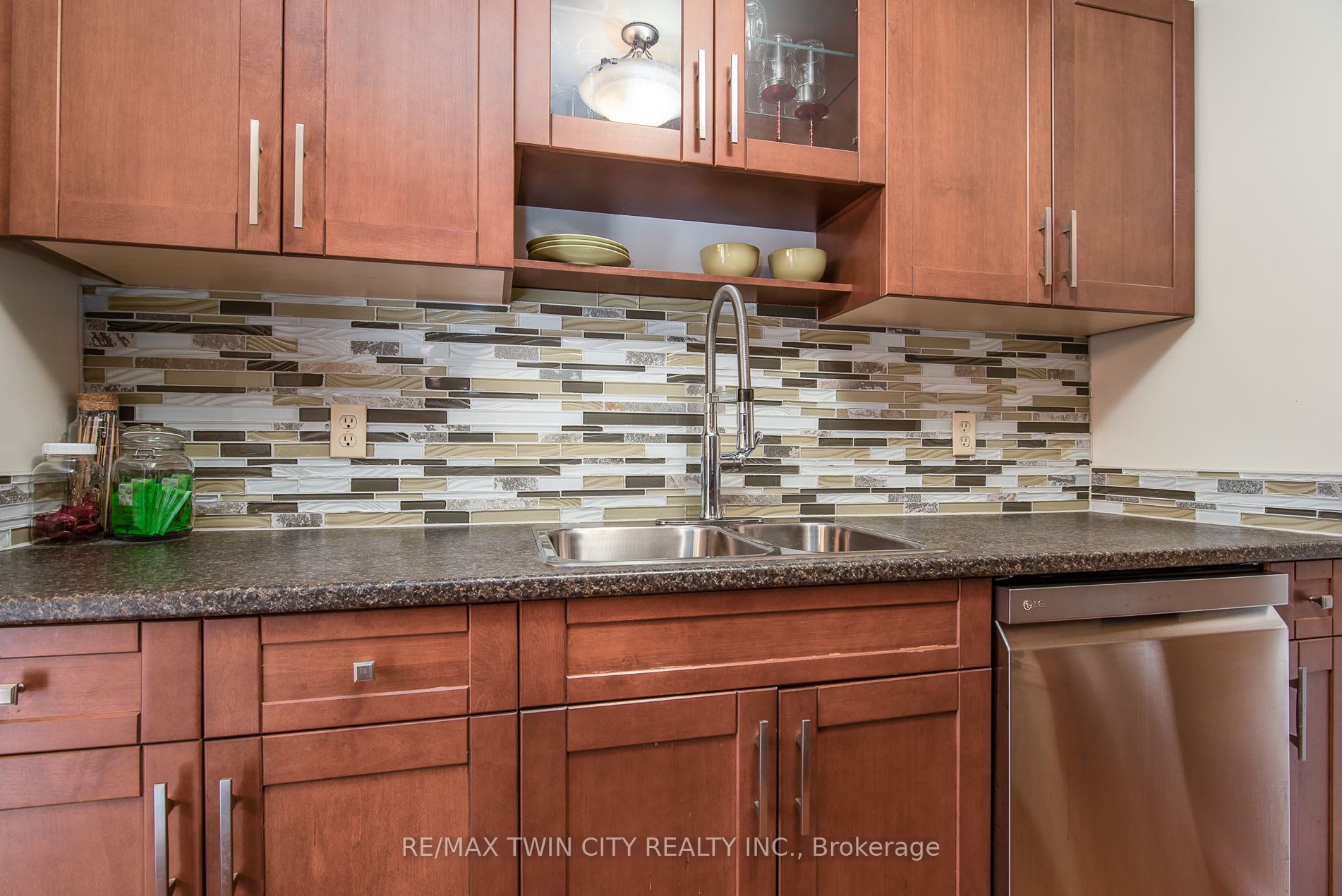 Photo 69 of Unit 1, 17 Gibson Drive, Kitchener — HOMEH