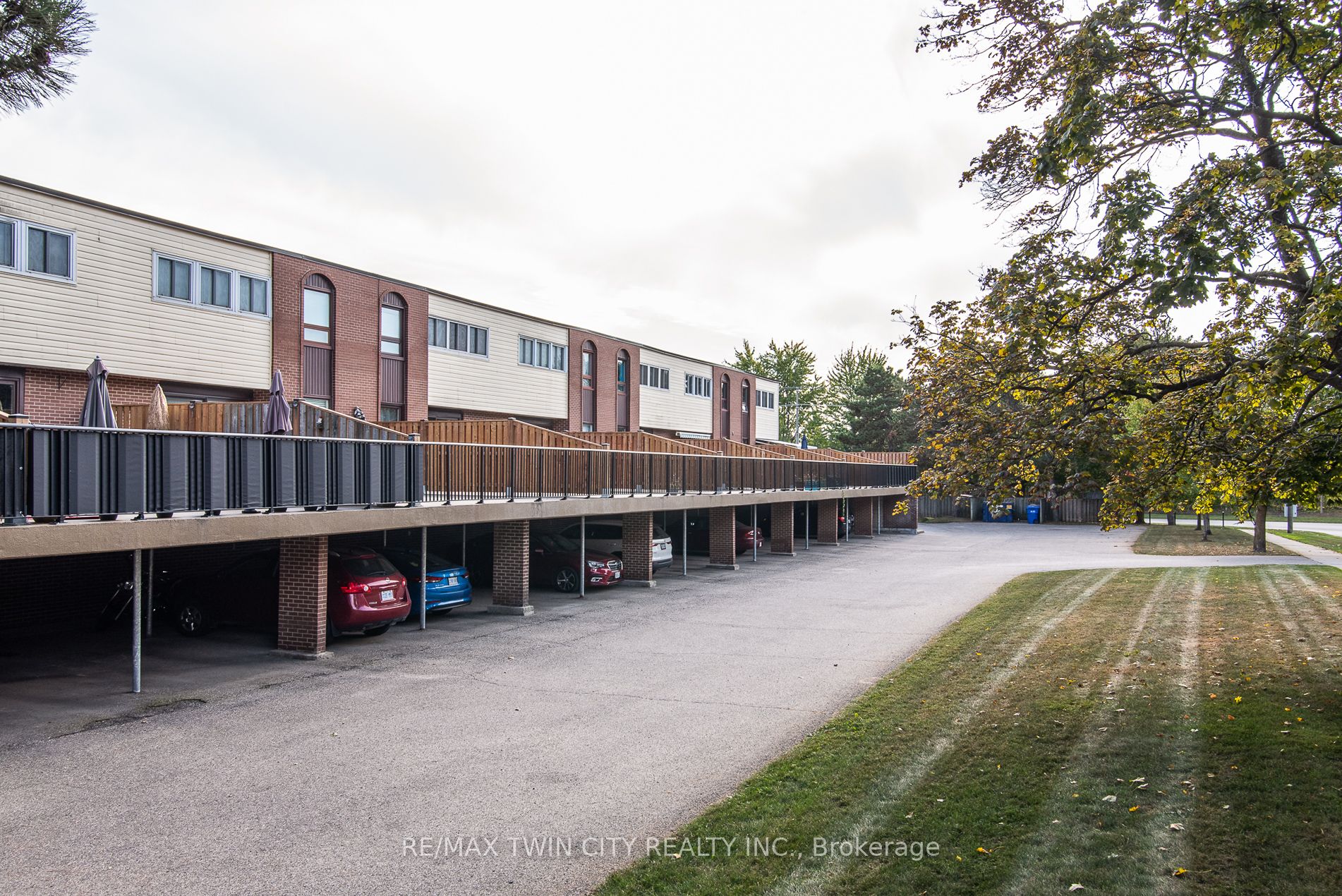 Photo 46 of Unit 1, 17 Gibson Drive, Kitchener — HOMEH