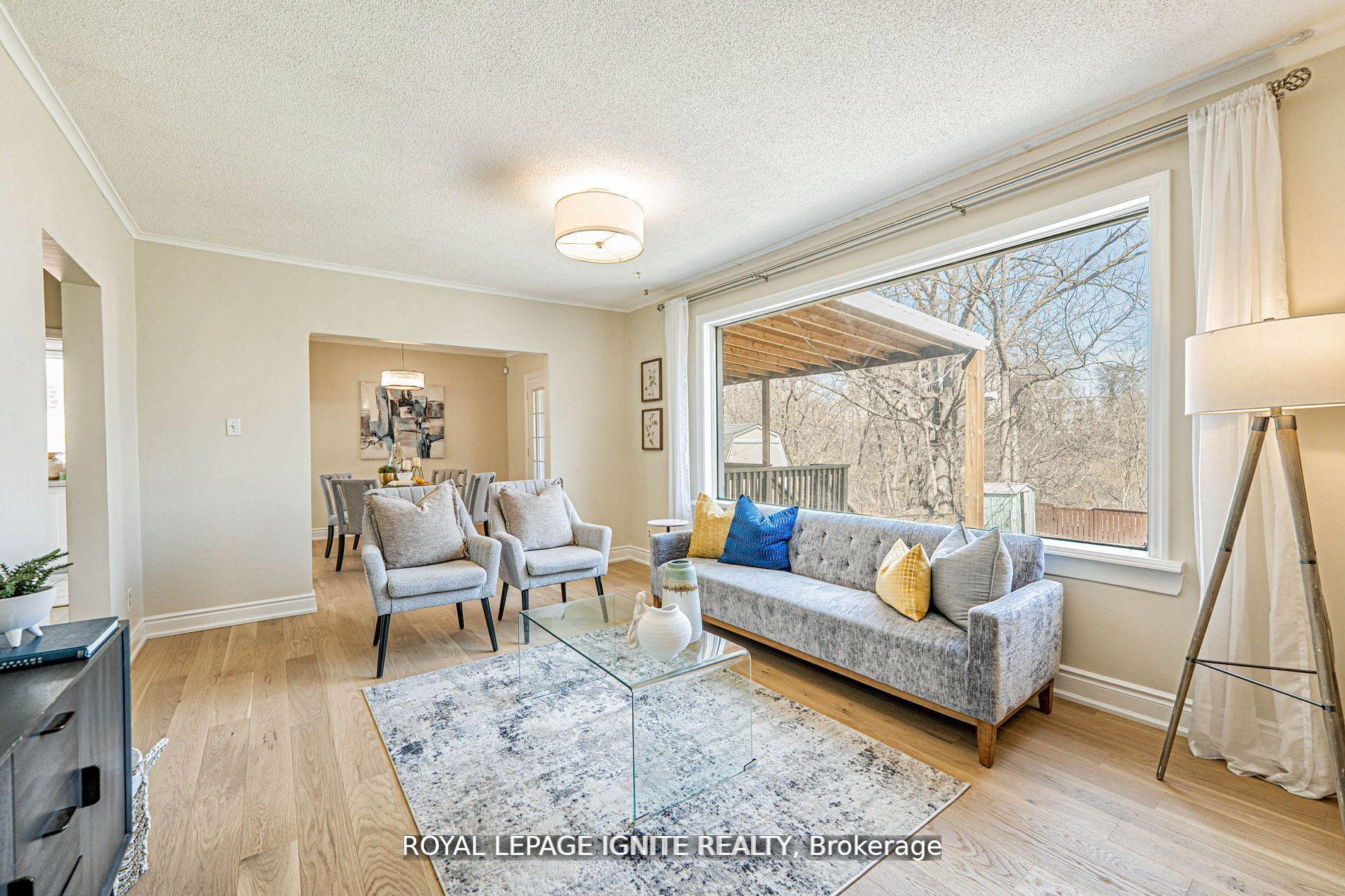 Photo 33 of 53 Riverview Heights, Etobicoke, Humber Heights — HOMEH