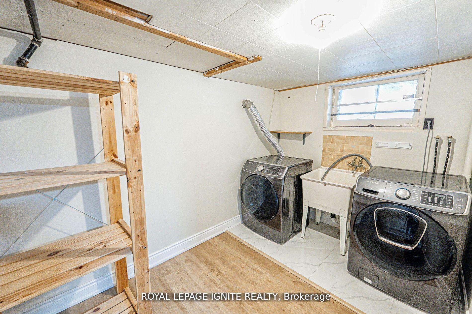 Photo 35 of 53 Riverview Heights, Etobicoke, Humber Heights — HOMEH