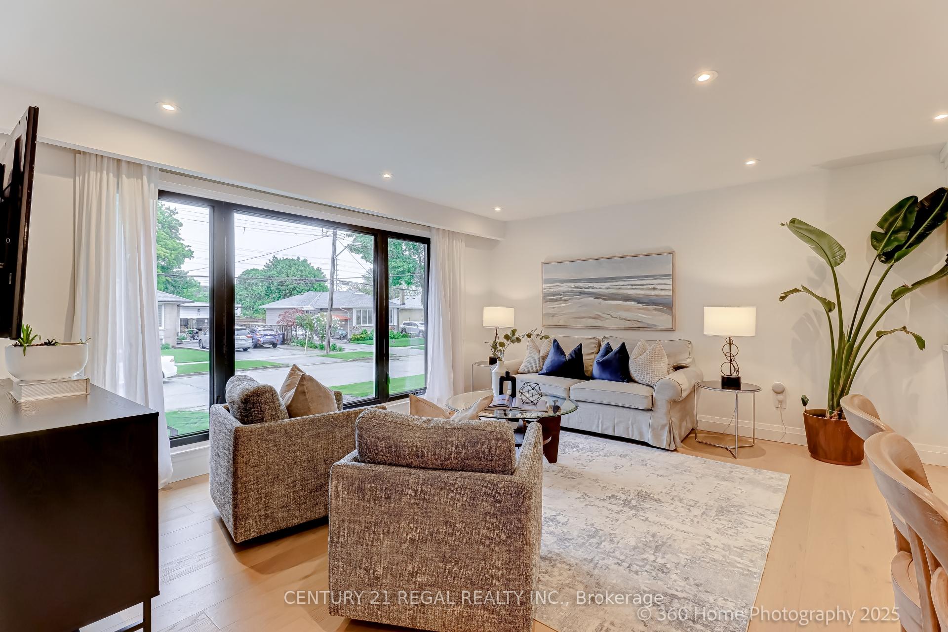 Photo 7 of 51 Sabrina Drive, Etobicoke, Willowridge-Martingrove-Richview — HOMEH