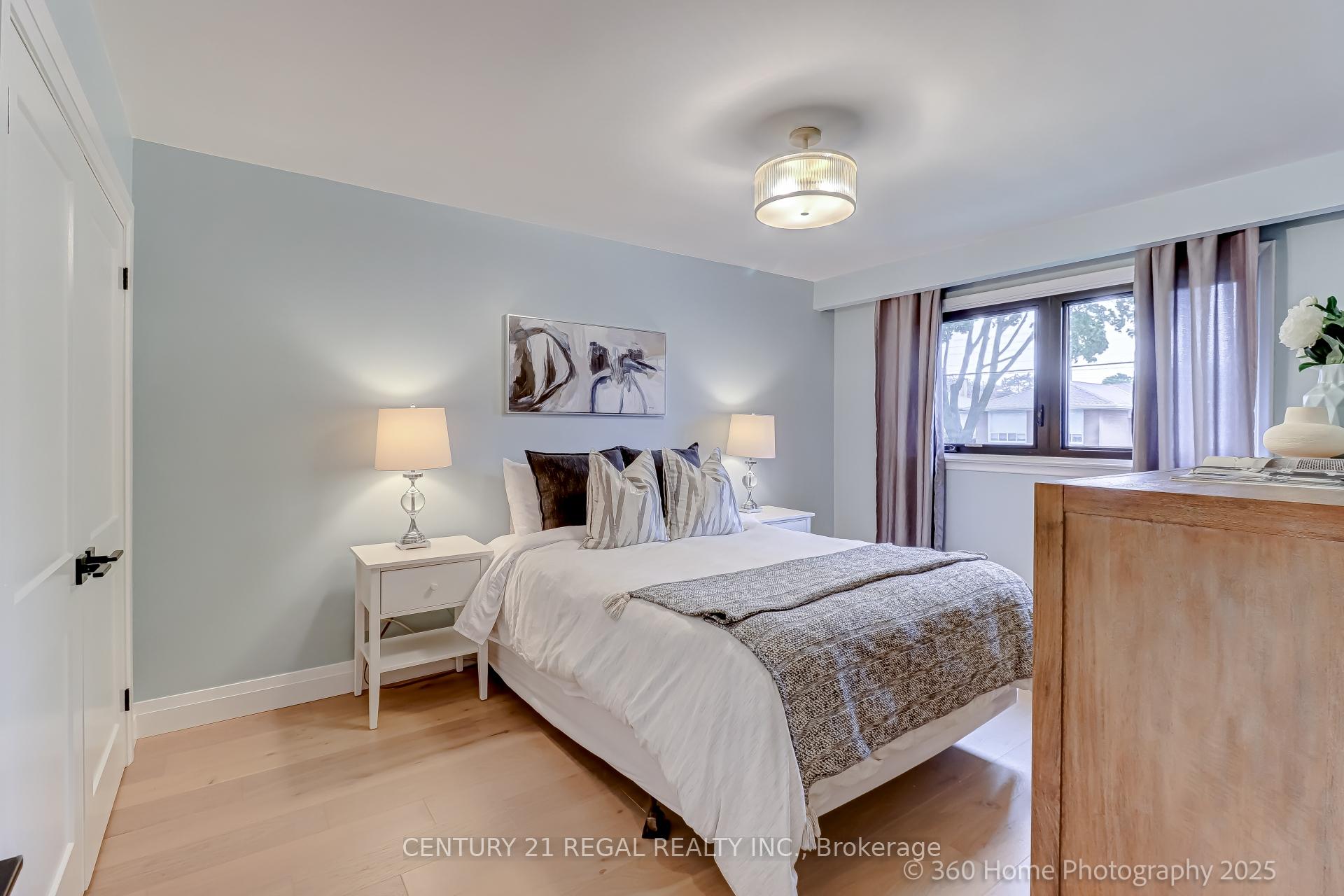 Photo 8 of 51 Sabrina Drive, Etobicoke, Willowridge-Martingrove-Richview — HOMEH