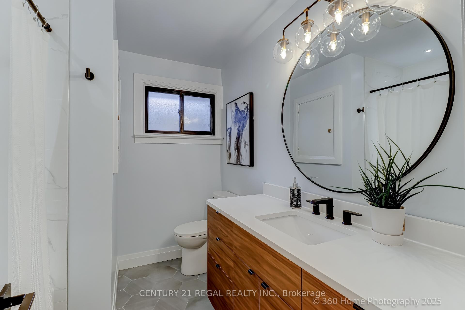 Photo 12 of 51 Sabrina Drive, Etobicoke, Willowridge-Martingrove-Richview — HOMEH