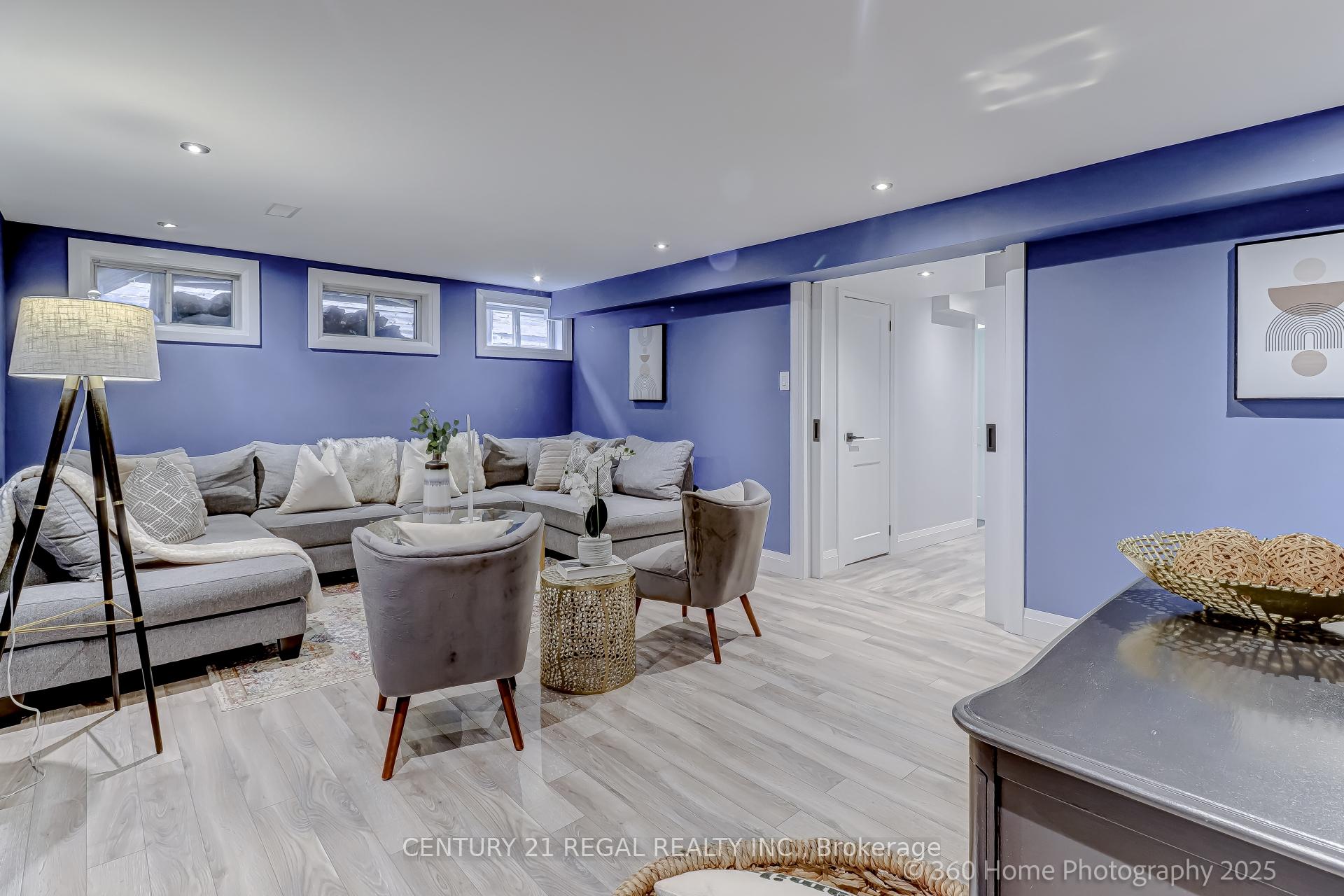 Photo 11 of 51 Sabrina Drive, Etobicoke, Willowridge-Martingrove-Richview — HOMEH