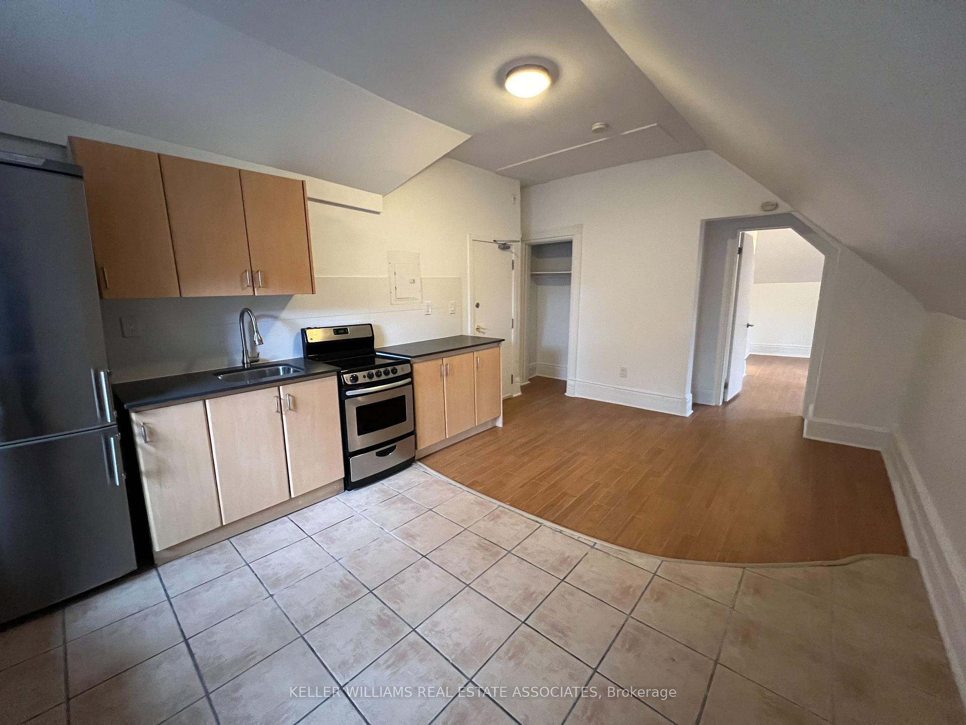 Photo 5 of Unit 415, 160 Huron Street, Toronto, Kensington-Chinatown — HOMEH