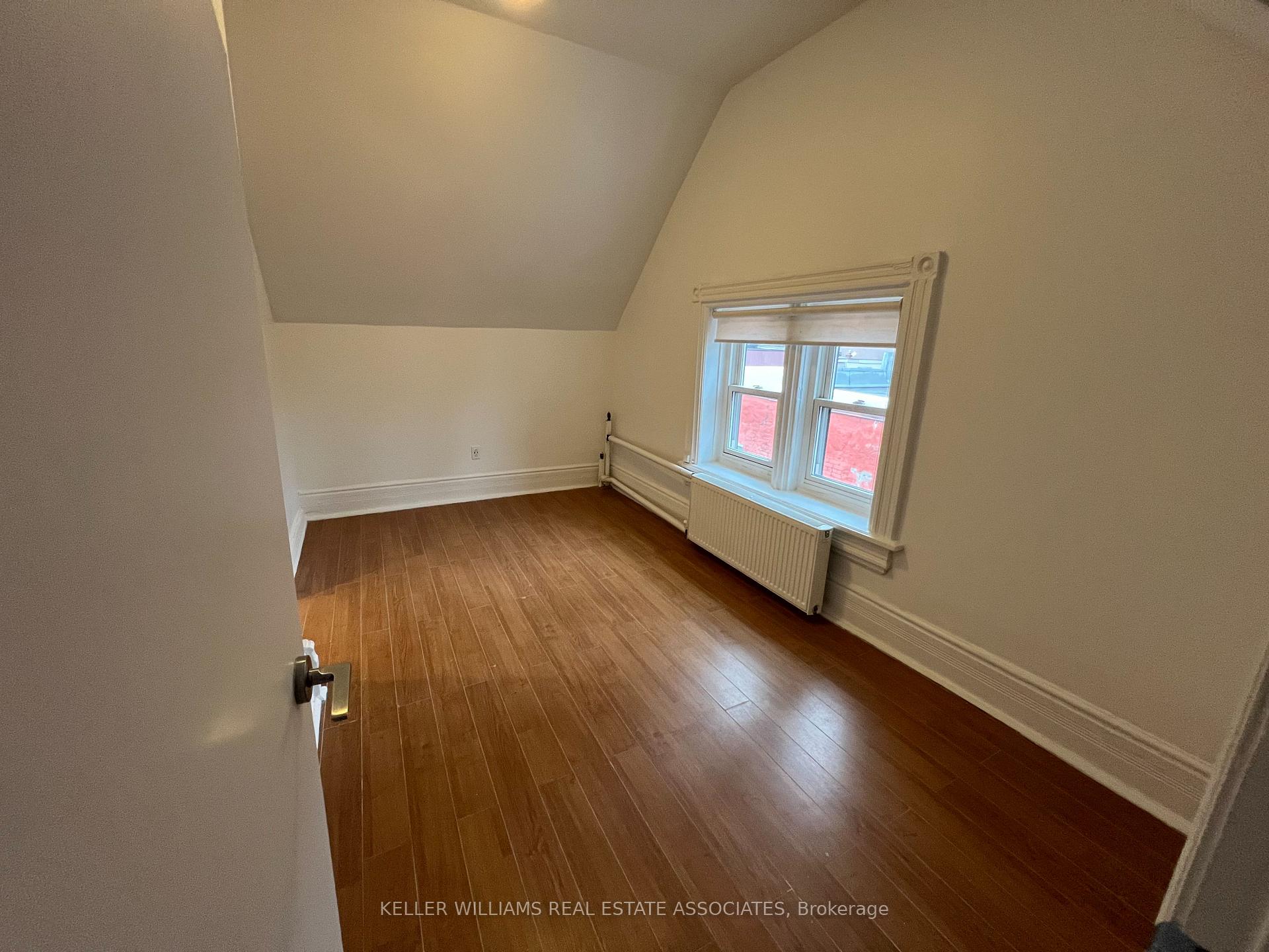 Photo 6 of Unit 415, 160 Huron Street, Toronto, Kensington-Chinatown — HOMEH