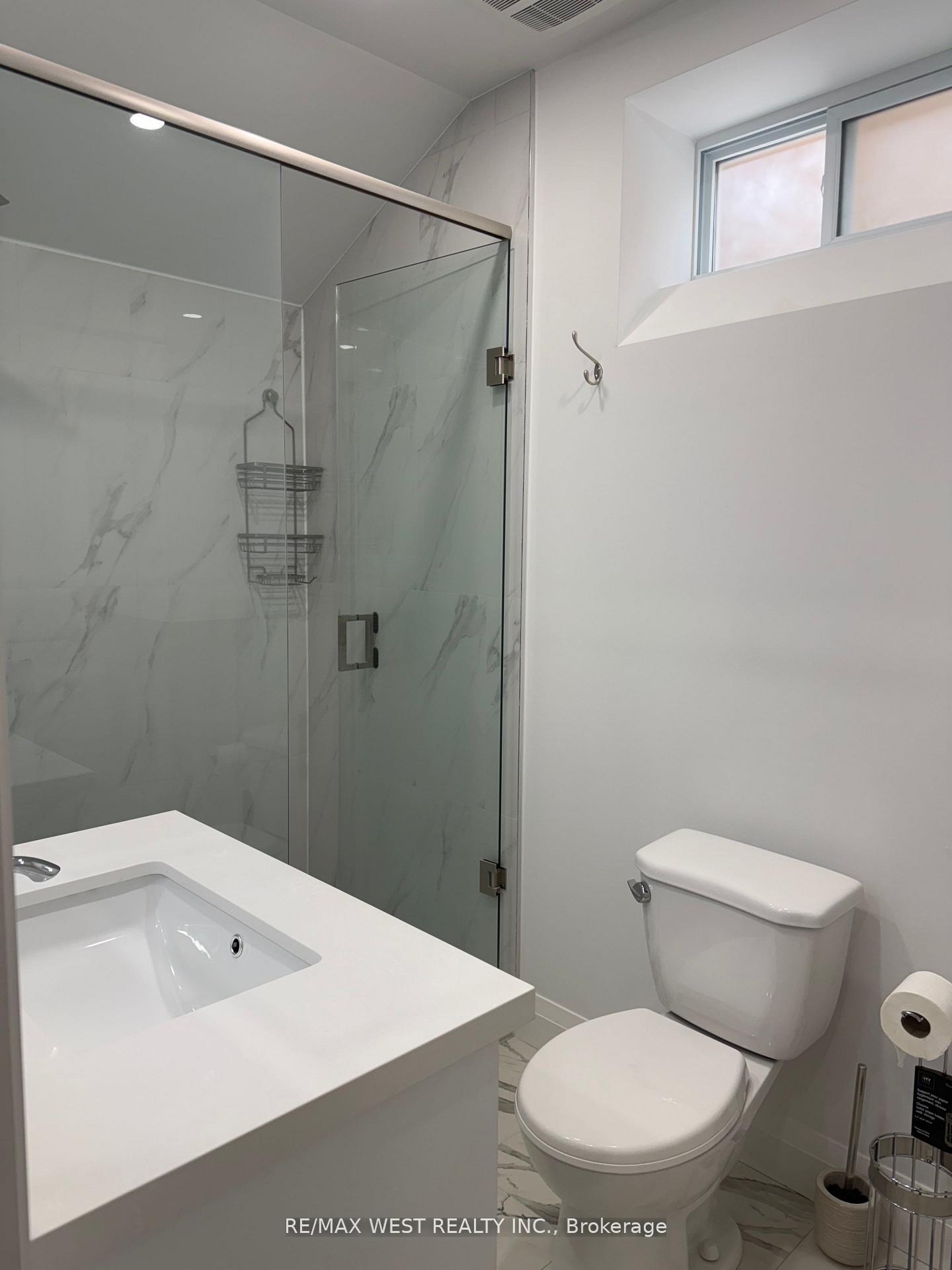 Photo 6 of Unit BSMT, 10 Tynevale Drive, Etobicoke, Willowridge-Martingrove-Richview — HOMEH