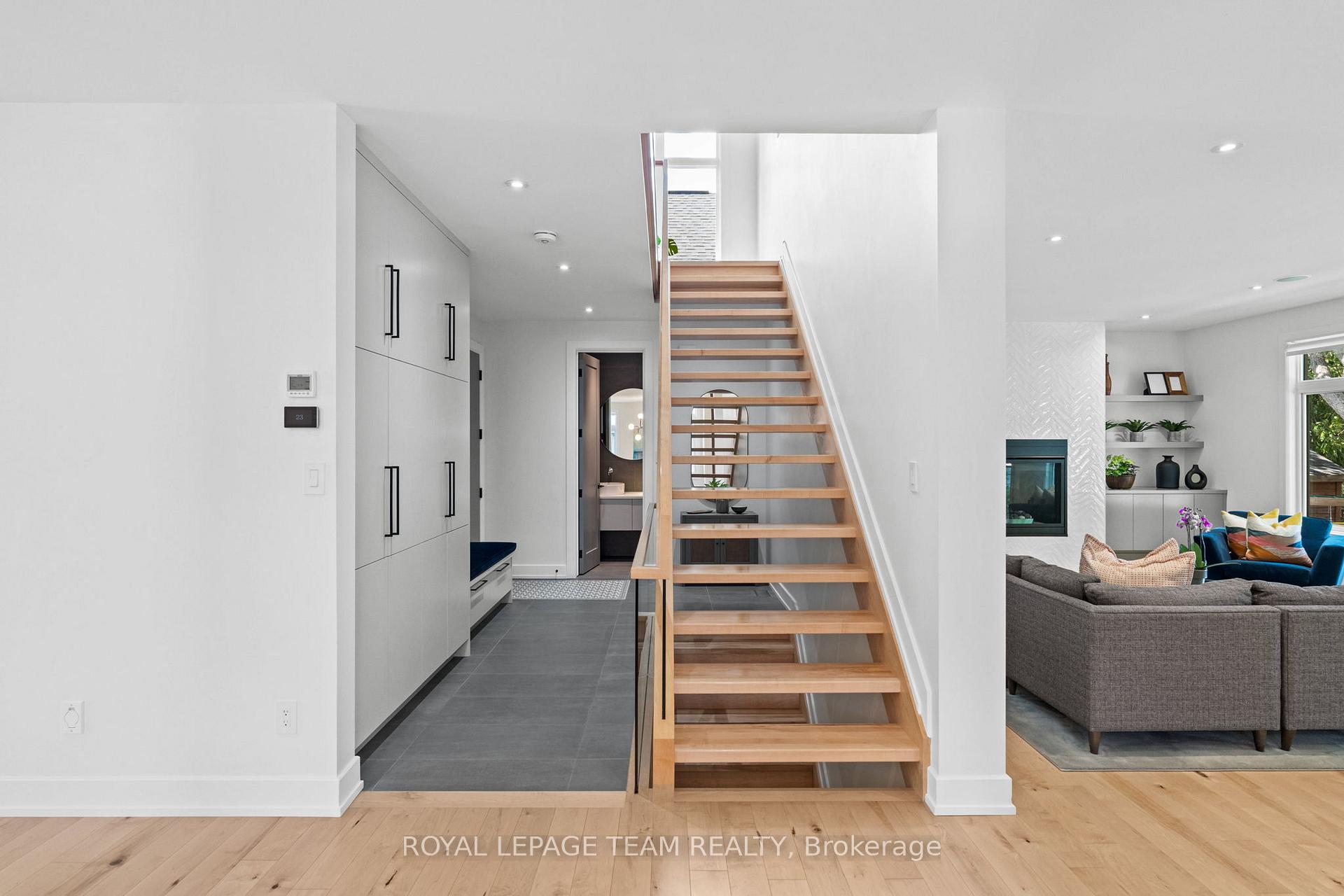 Photo 18 of 73 Kenora Street, Ottawa, Ottawa West — HOMEH