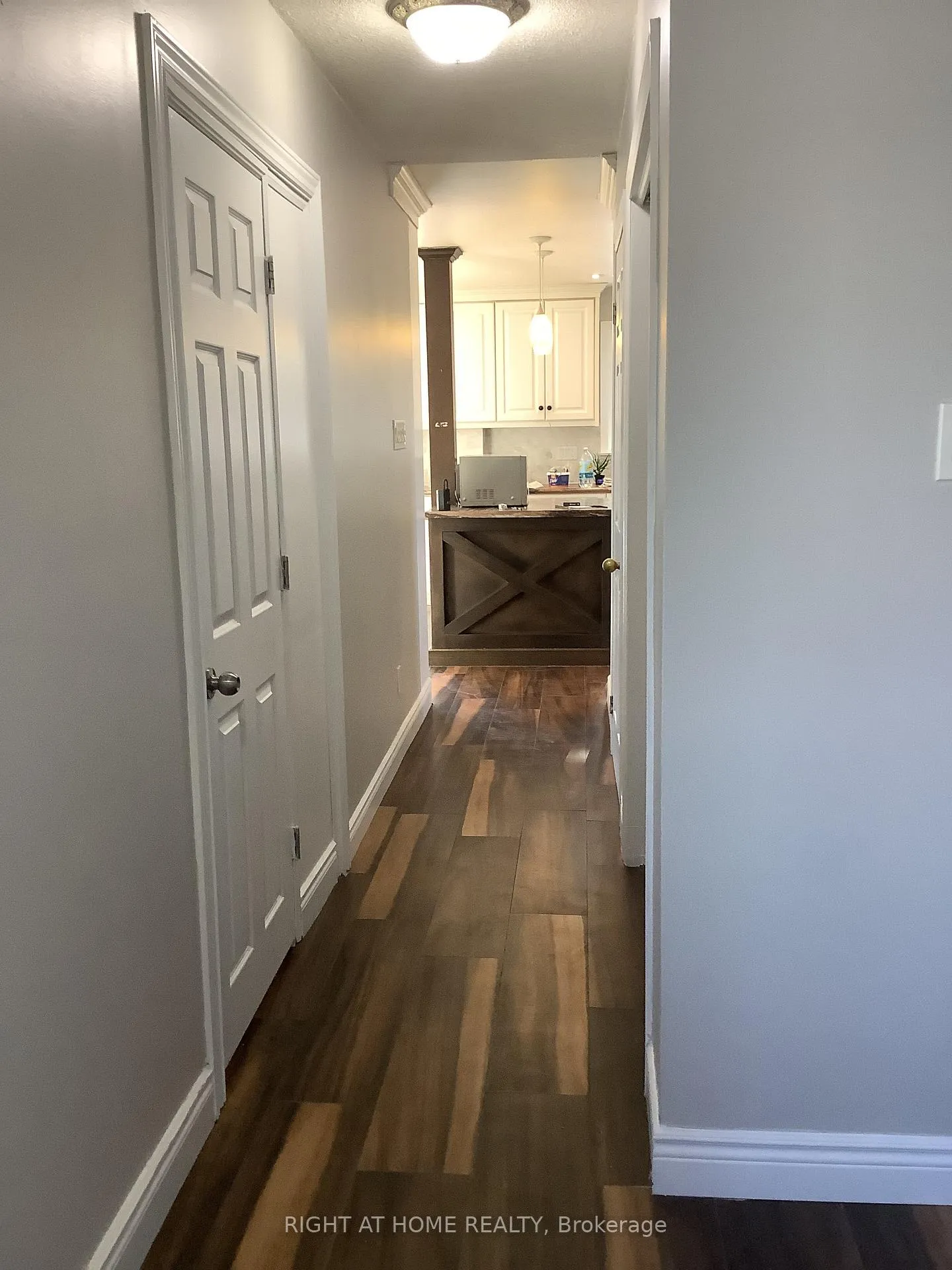 Photo 6 of 11 Rosenfeld Drive, Barrie, Grove East — HOMEH