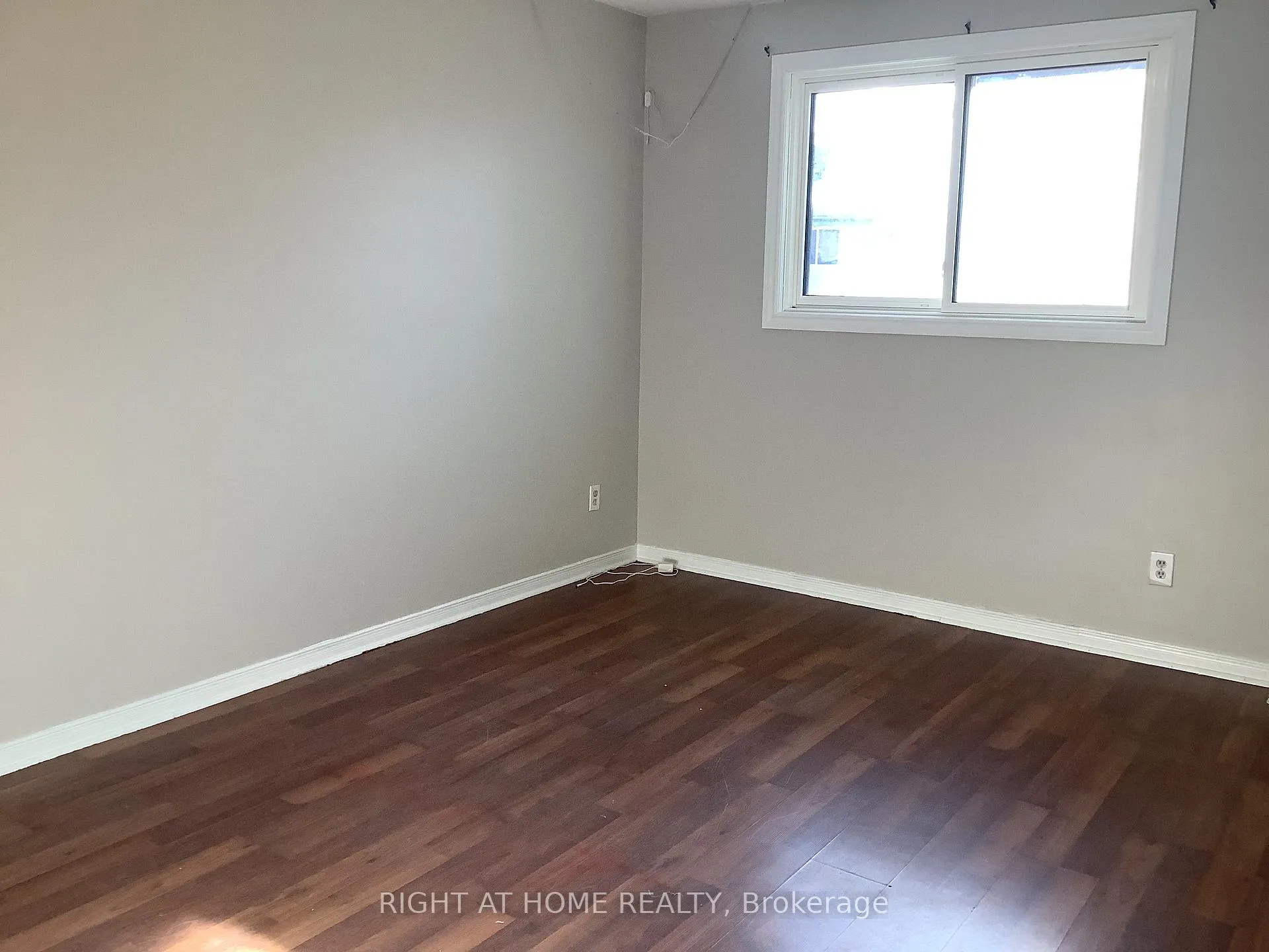 Photo 16 of 11 Rosenfeld Drive, Barrie, Grove East — HOMEH