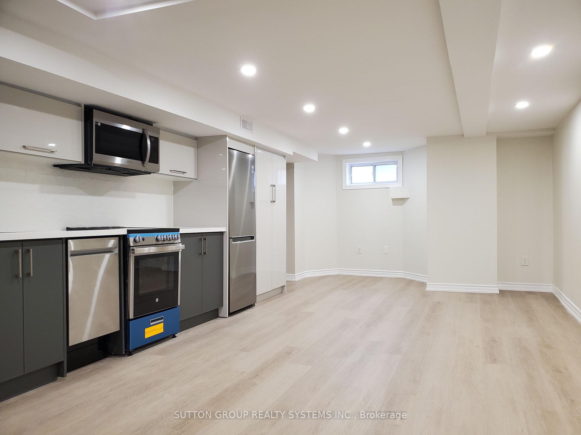 Photo 8 of Unit Bsmt, 33 Shirley Street, Toronto, Little Portugal — HOMEH