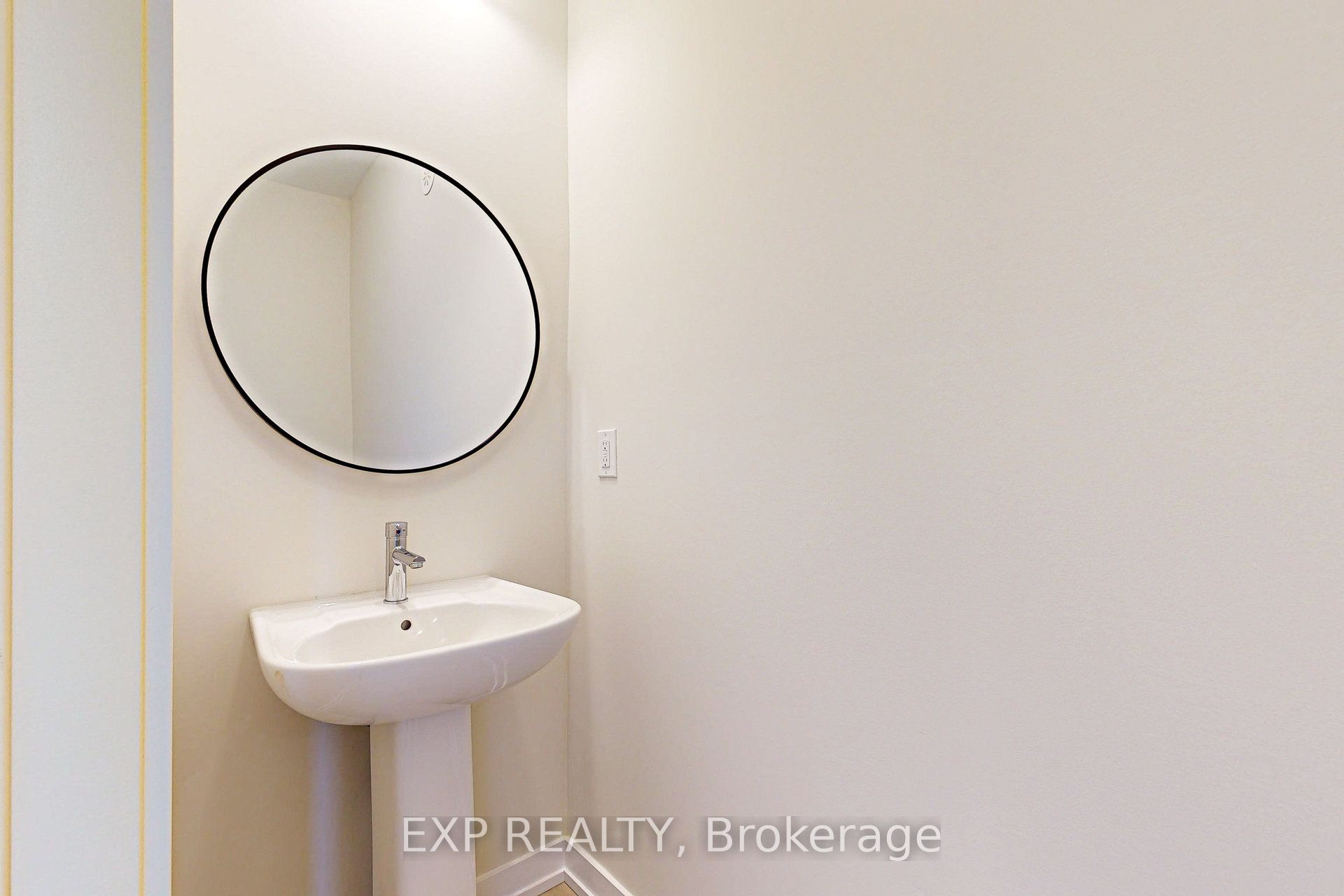 Photo 58 of 1325 Shevchenko Boulevard, Oakville, Northwest — HOMEH
