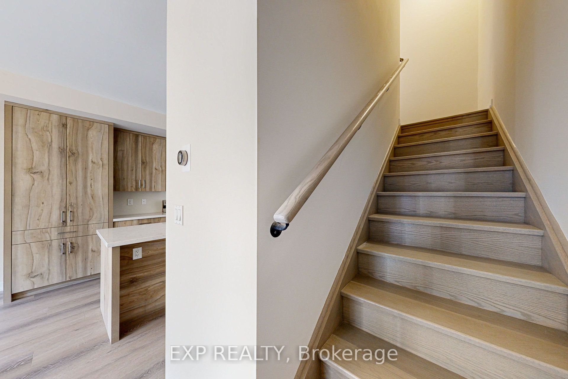 Photo 59 of 1325 Shevchenko Boulevard, Oakville, Northwest — HOMEH