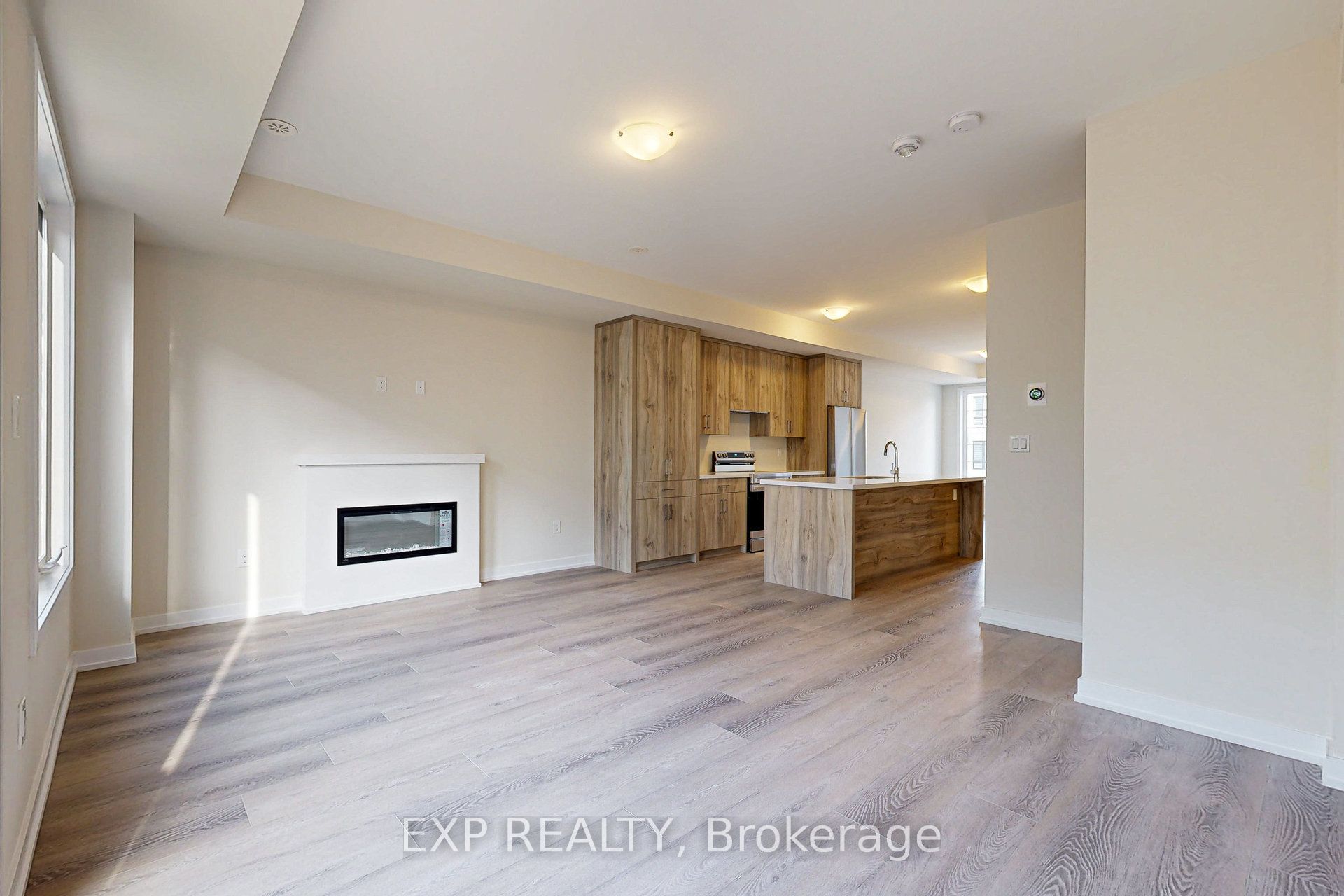 Photo 57 of 1325 Shevchenko Boulevard, Oakville, Northwest — HOMEH