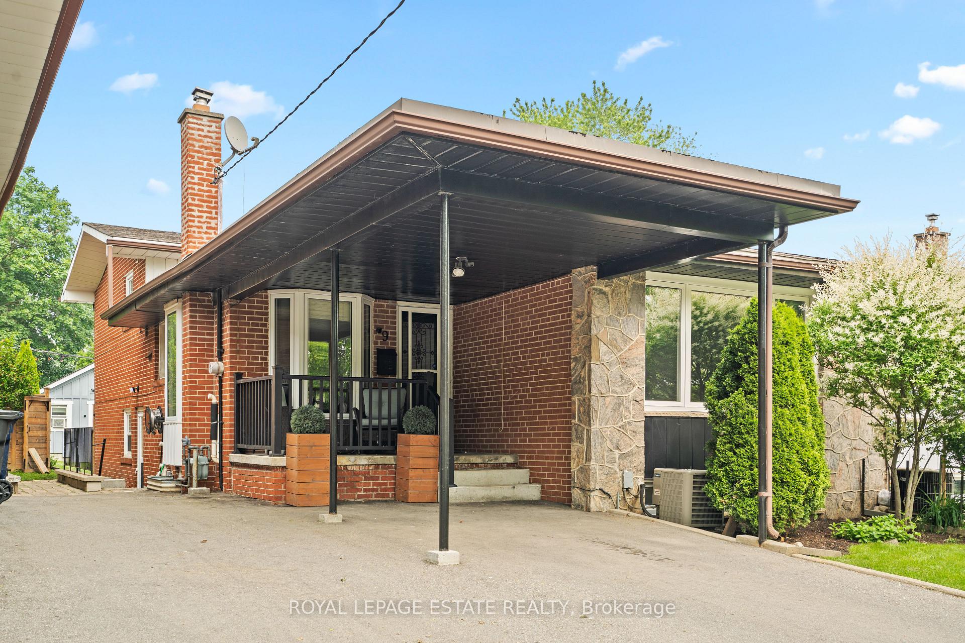 Photo 1 of 9 Dixington Crescent, Etobicoke, Kingsview Village-The Westway — HOMEH