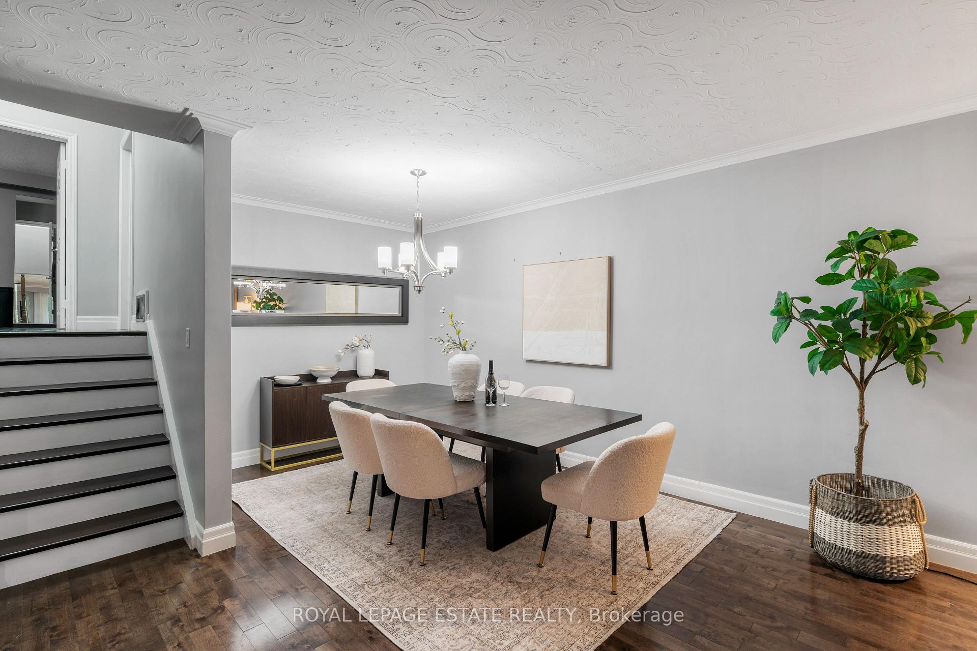 Photo 10 of 9 Dixington Crescent, Etobicoke, Kingsview Village-The Westway — HOMEH