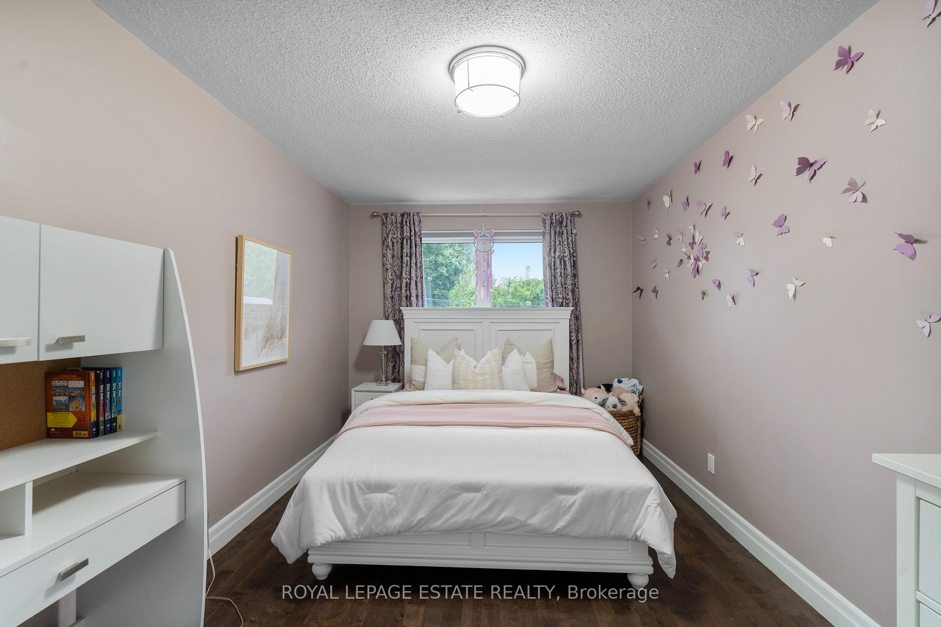 Photo 17 of 9 Dixington Crescent, Etobicoke, Kingsview Village-The Westway — HOMEH