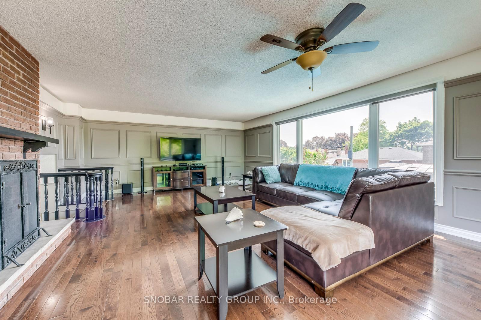 Photo 28 of 53 Fenley Drive, Etobicoke, Kingsview Village-The Westway — HOMEH