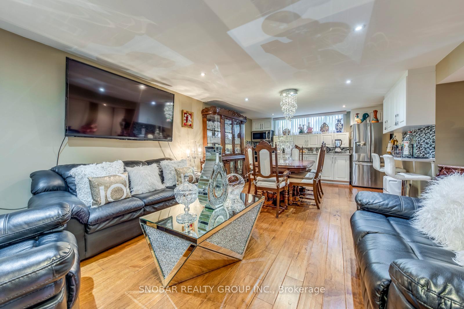 Photo 13 of 53 Fenley Drive, Etobicoke, Kingsview Village-The Westway — HOMEH