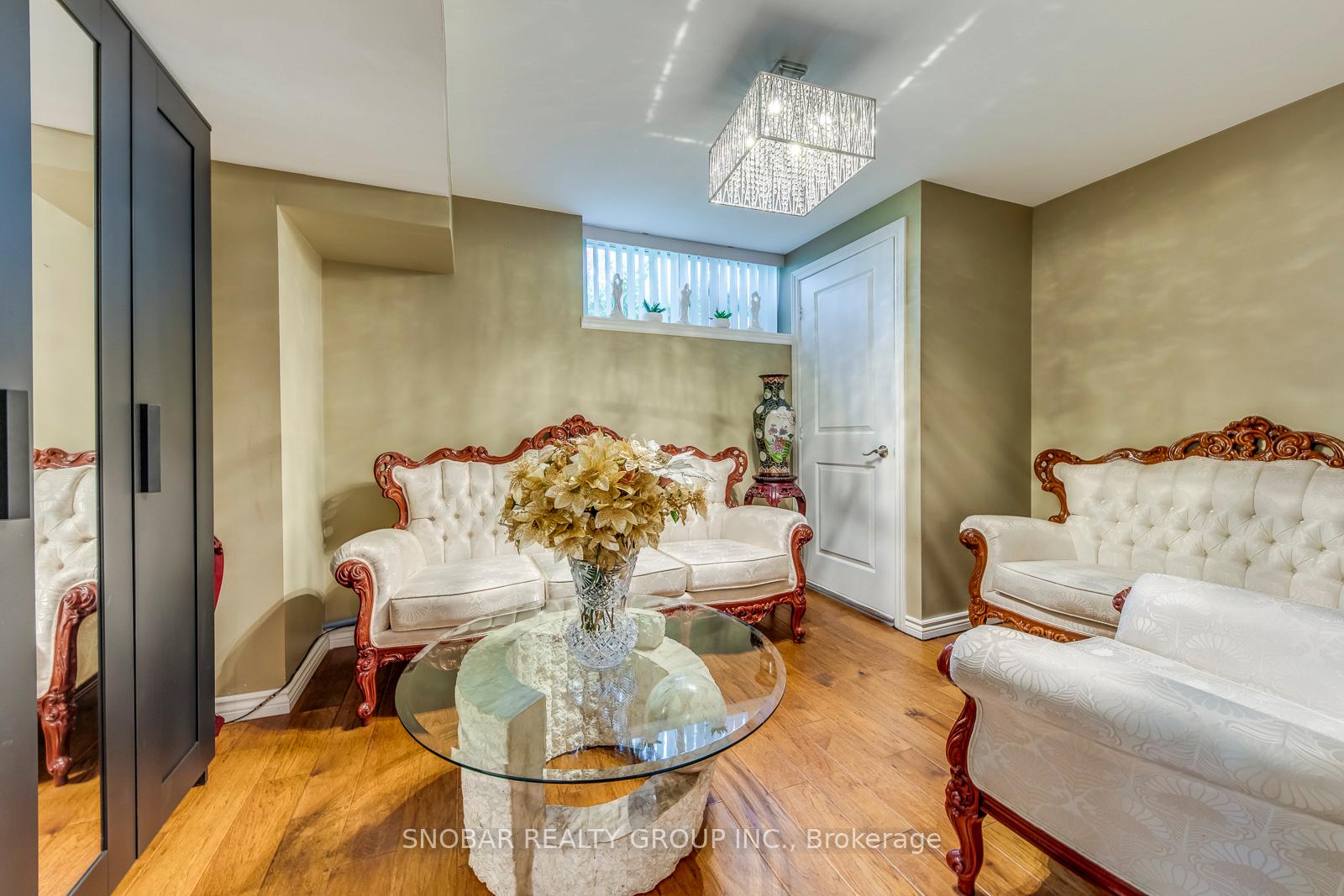Photo 17 of 53 Fenley Drive, Etobicoke, Kingsview Village-The Westway — HOMEH