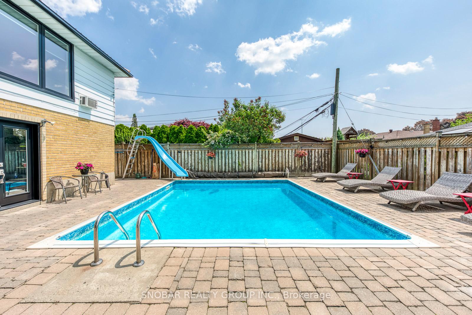Photo 20 of 53 Fenley Drive, Etobicoke, Kingsview Village-The Westway — HOMEH