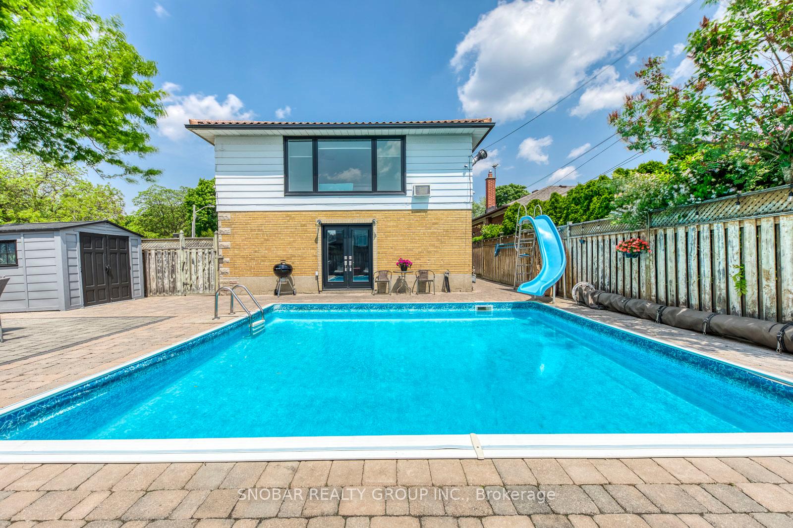 Photo 23 of 53 Fenley Drive, Etobicoke, Kingsview Village-The Westway — HOMEH