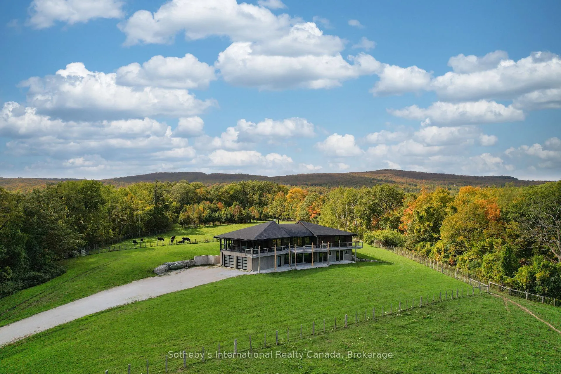 Photo 18 of 589903 Grey Road 19, Blue Mountains — HOMEH