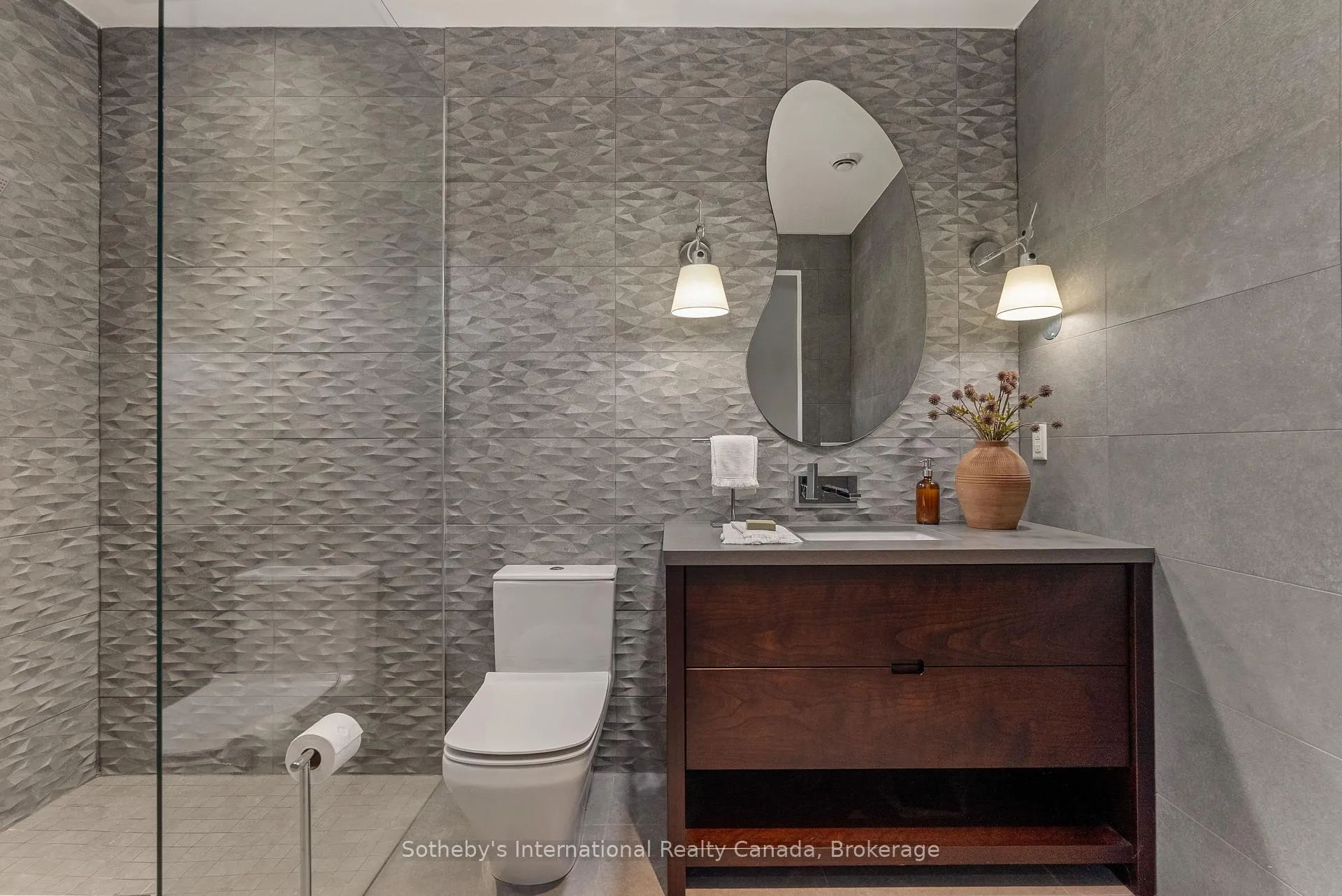 Photo 165 of 589903 Grey Road 19, Blue Mountains — HOMEH