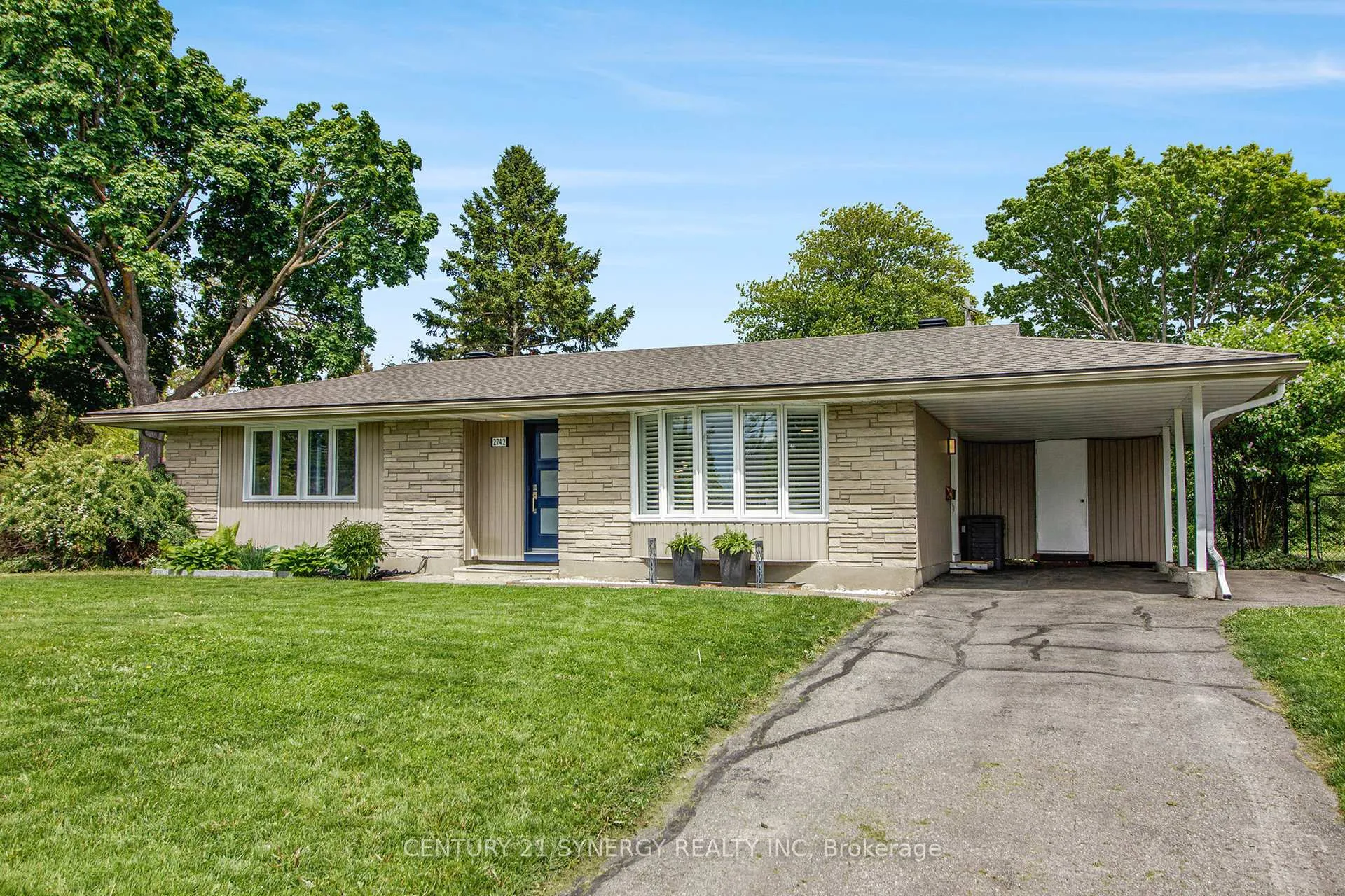Photo 11 of 2742 Ulster Crescent, Ottawa, Riverside Park — HOMEH