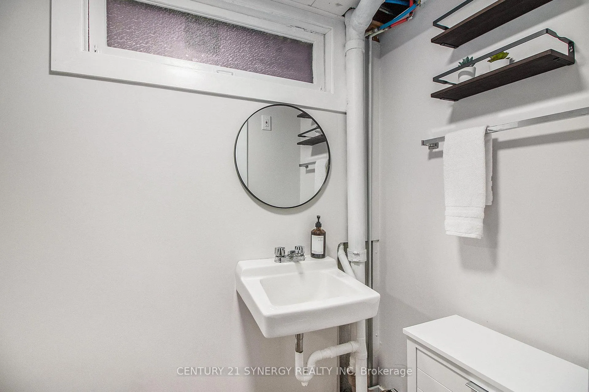 Photo 140 of 2742 Ulster Crescent, Ottawa, Riverside Park — HOMEH