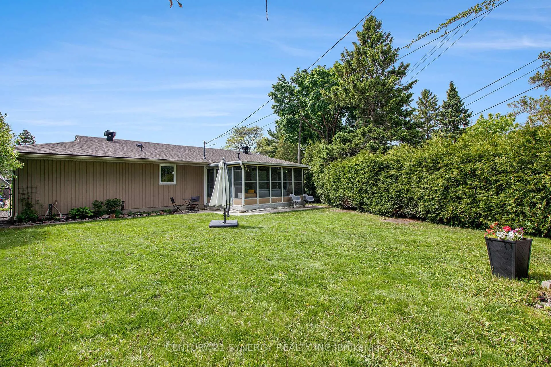 Photo 149 of 2742 Ulster Crescent, Ottawa, Riverside Park — HOMEH