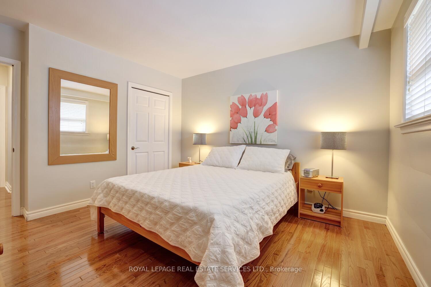 Photo 20 of 26 Cromer Place, Etobicoke, Willowridge-Martingrove-Richview — HOMEH