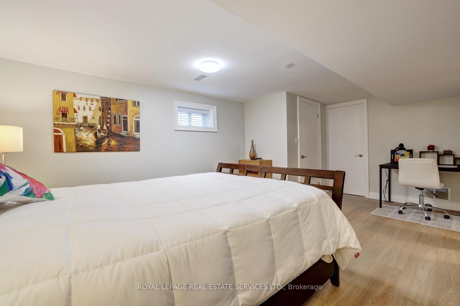 Photo 34 of 26 Cromer Place, Etobicoke, Willowridge-Martingrove-Richview — HOMEH