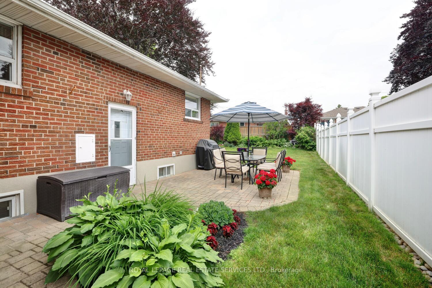 Photo 28 of 26 Cromer Place, Etobicoke, Willowridge-Martingrove-Richview — HOMEH