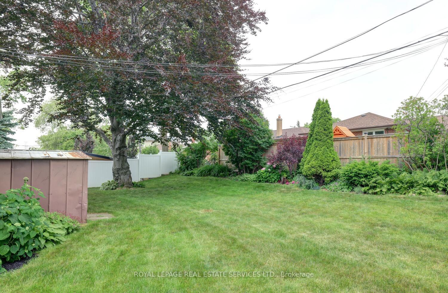 Photo 30 of 26 Cromer Place, Etobicoke, Willowridge-Martingrove-Richview — HOMEH