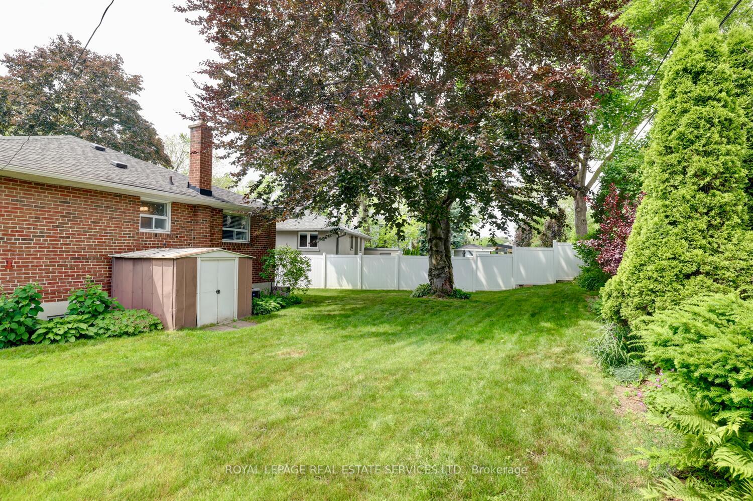 Photo 32 of 26 Cromer Place, Etobicoke, Willowridge-Martingrove-Richview — HOMEH